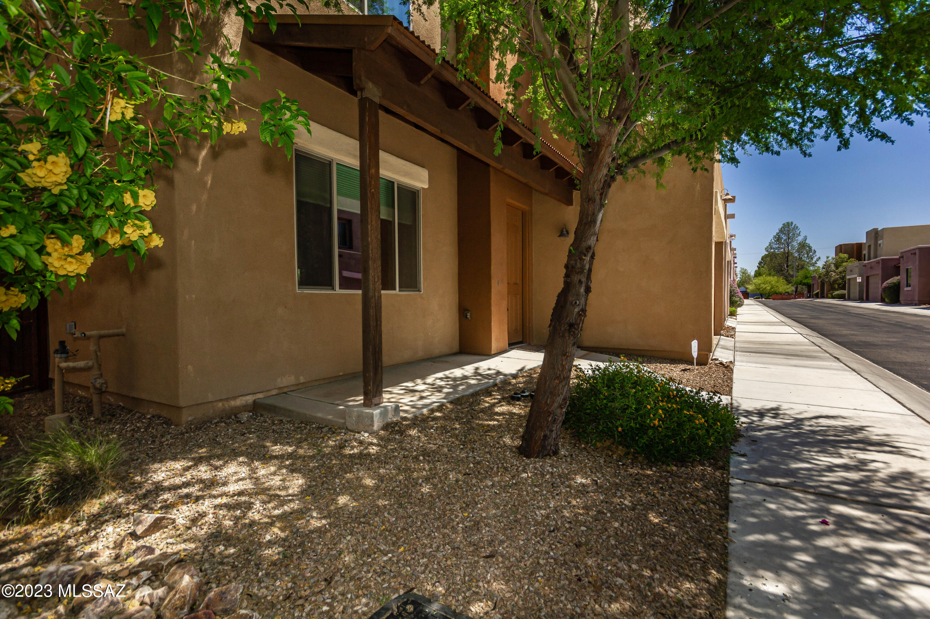 Alamo Crossing - Residential Lease