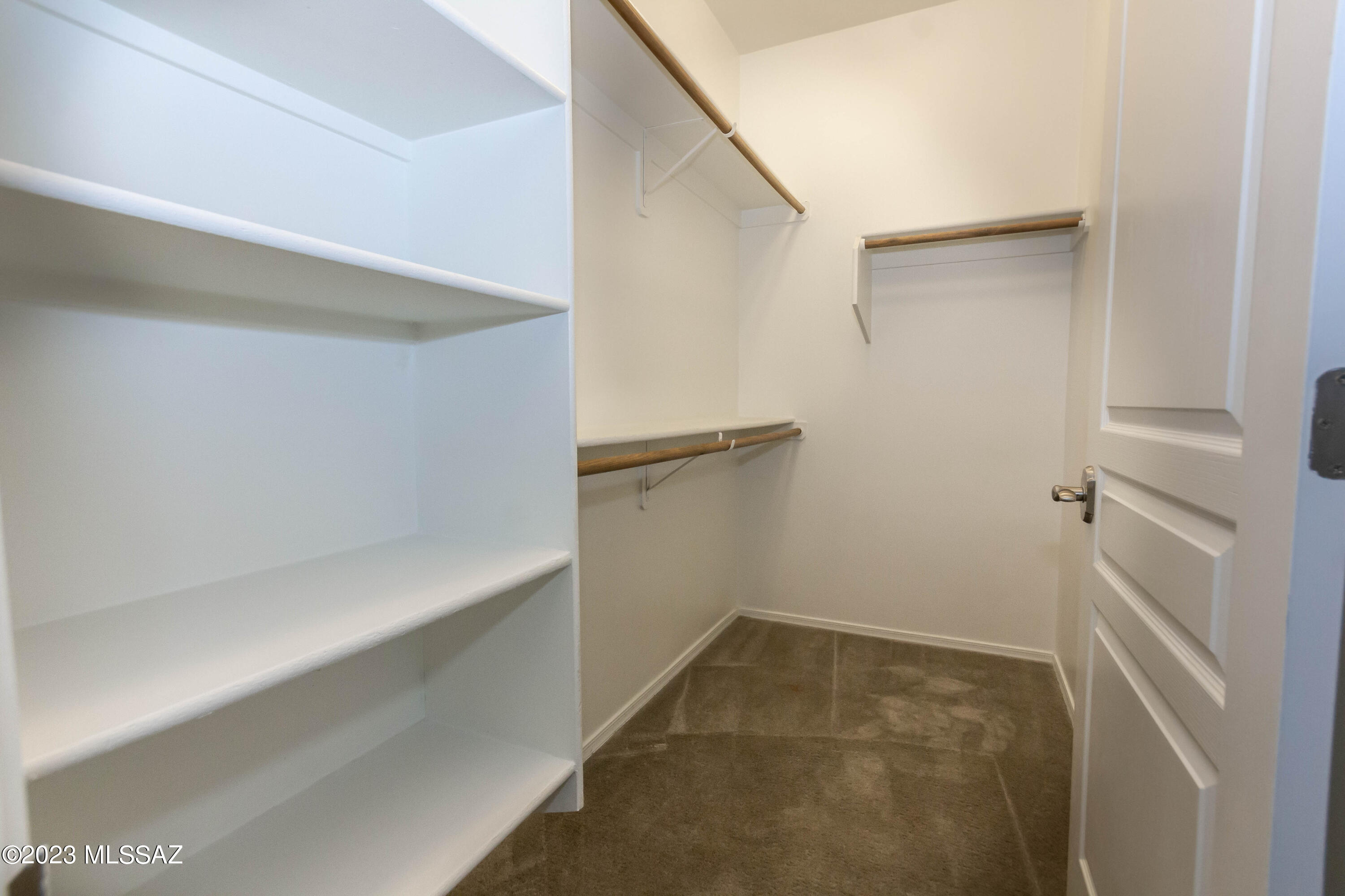 Alamo Crossing - Residential Lease