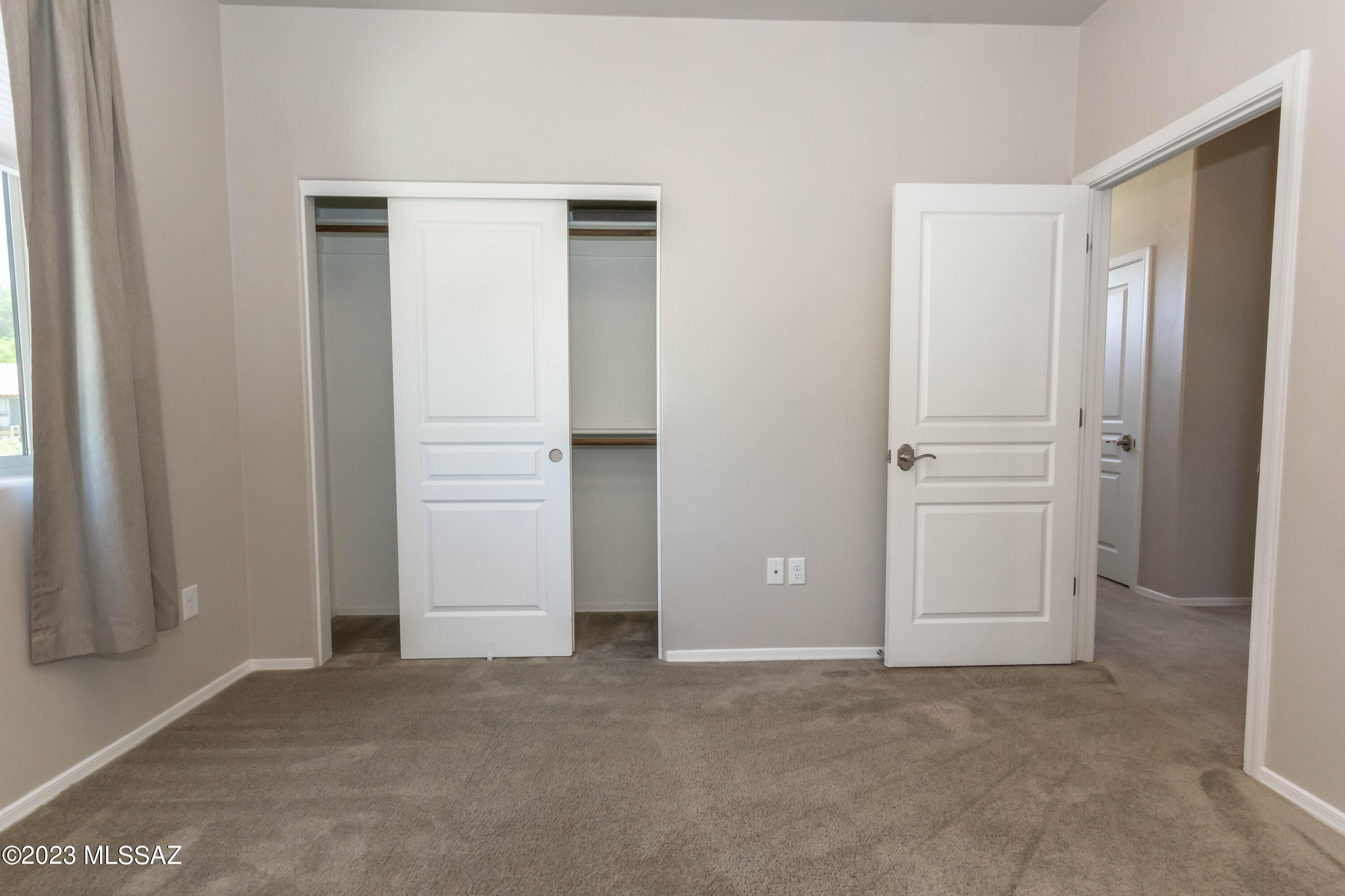 Alamo Crossing - Residential Lease