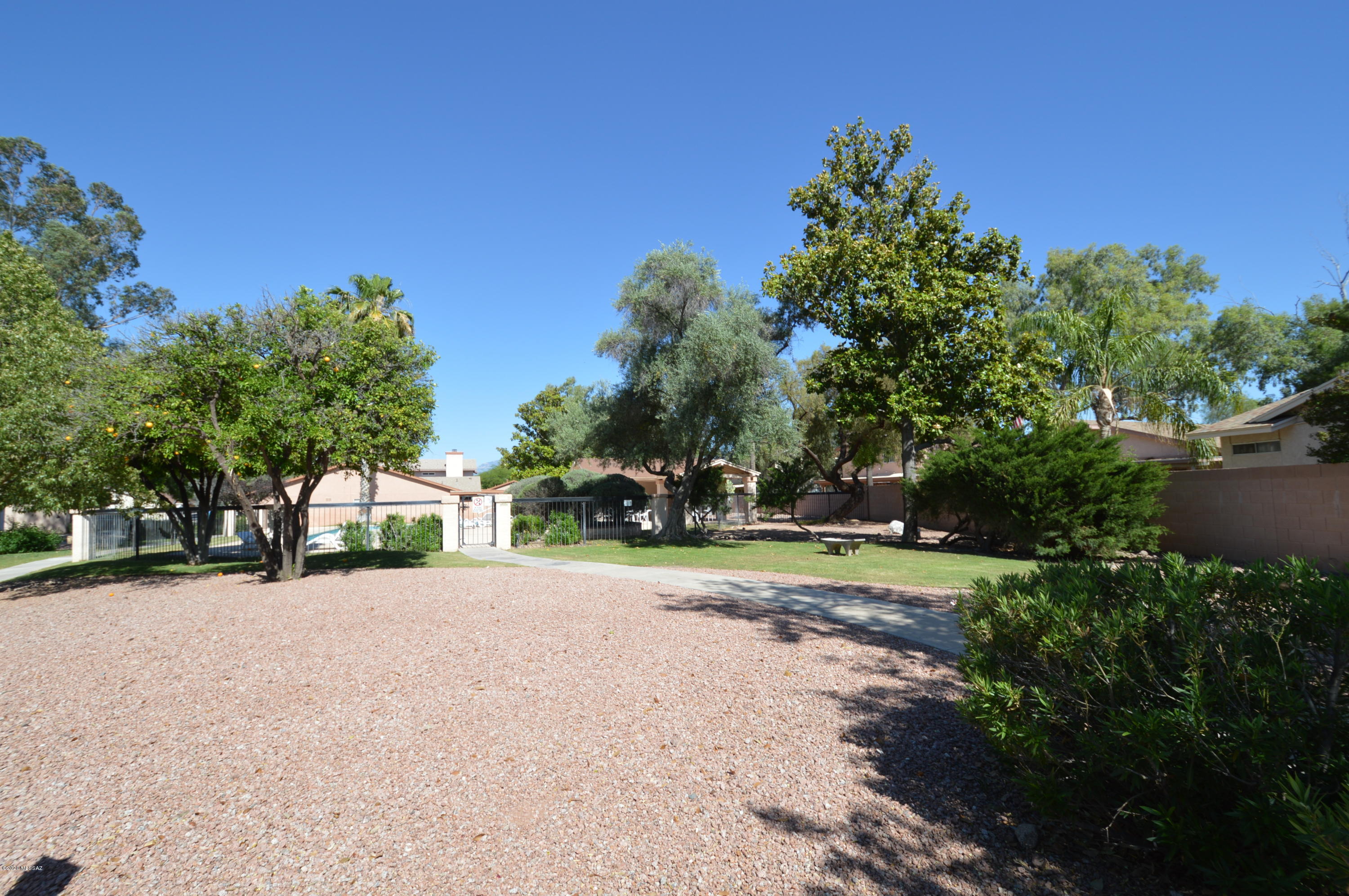 Rancho Tranquilo Este (1-60) - Residential