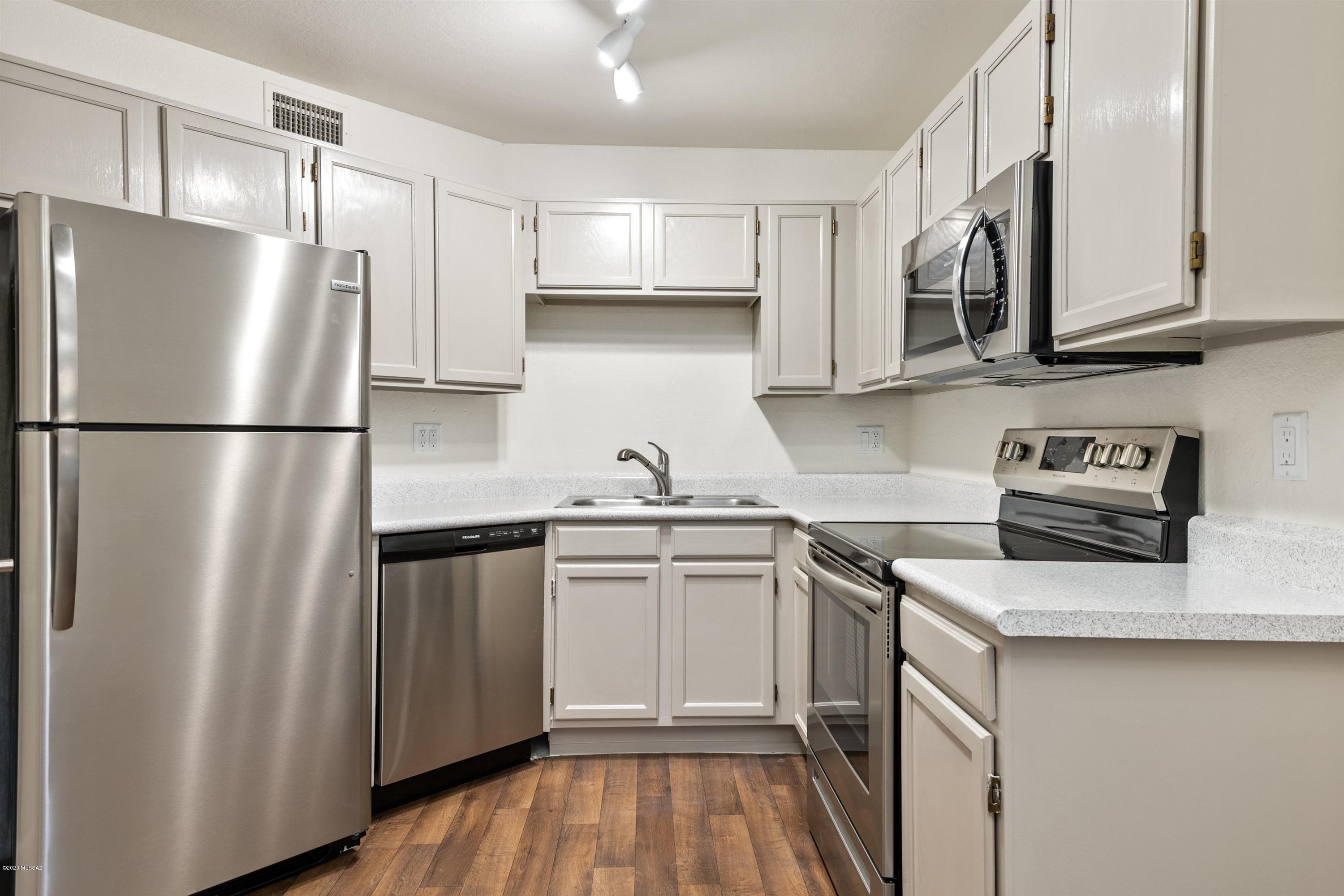 Canyon View At Ventana Condominium (1-264) - Residential Lease