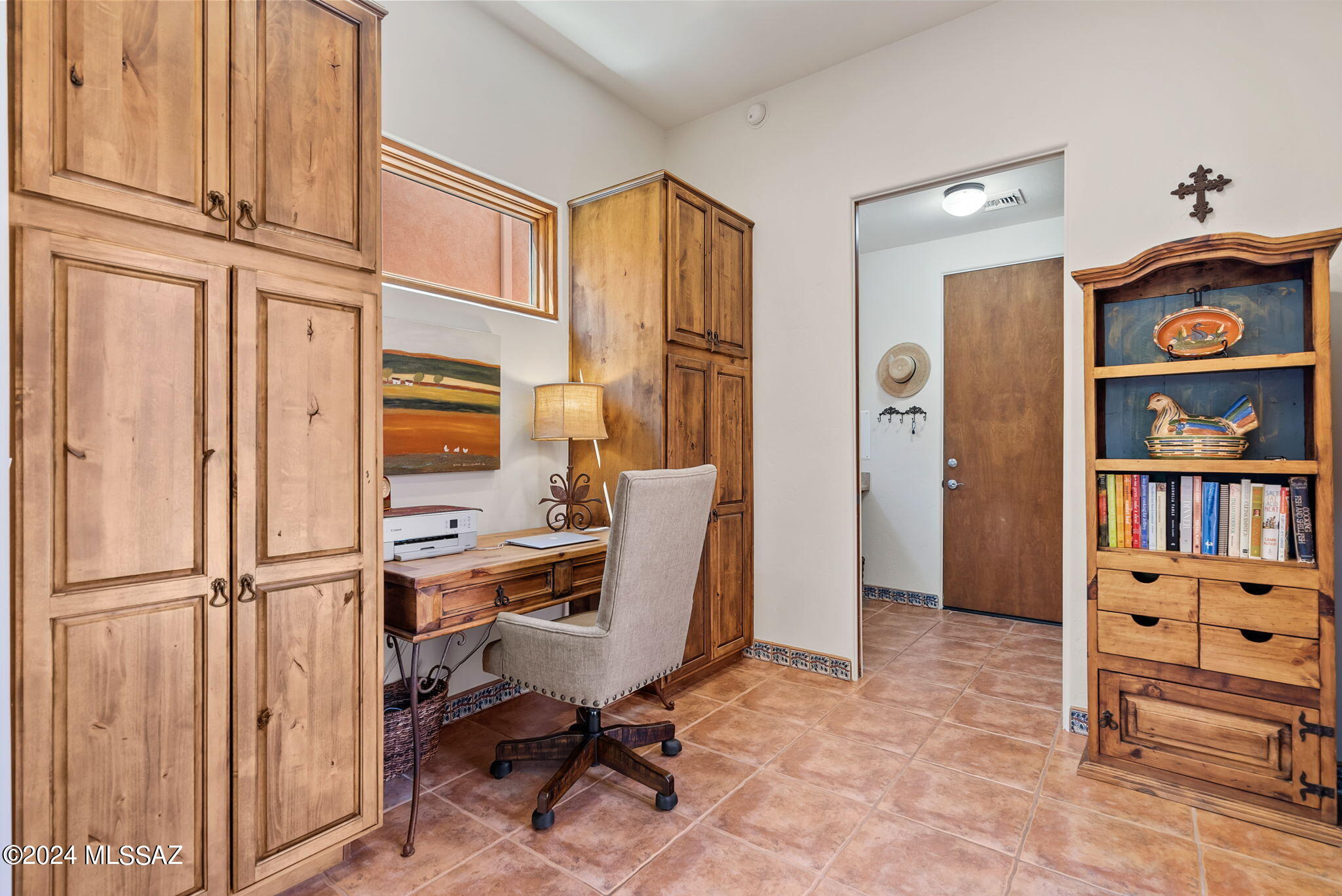 Barrio Trails Head - Residential