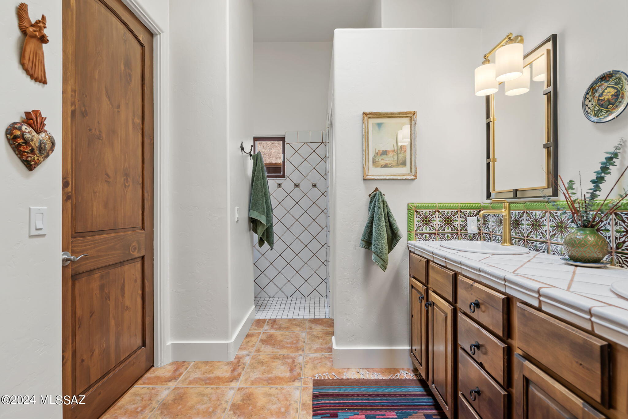 Barrio Trails Head - Residential