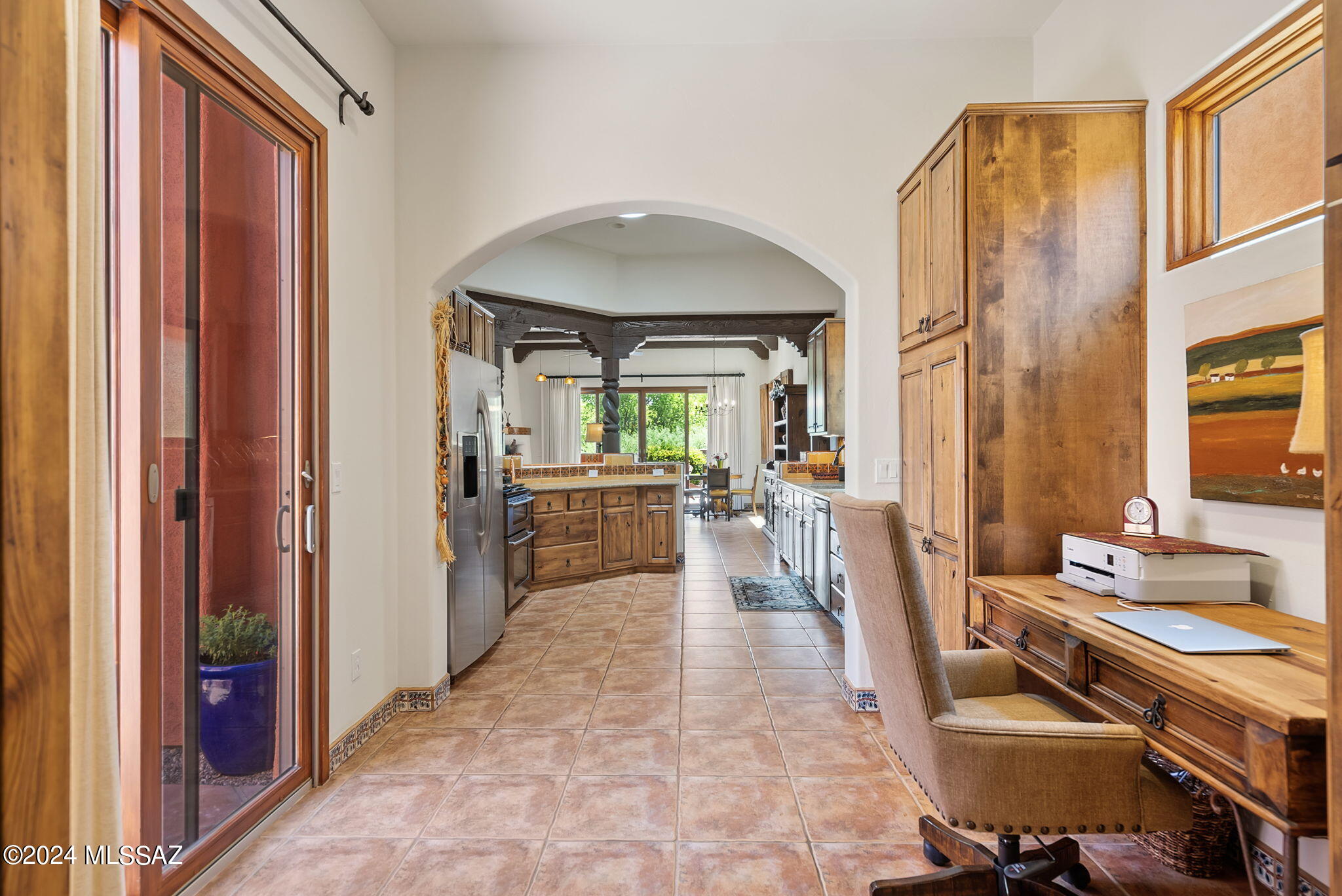 Barrio Trails Head - Residential