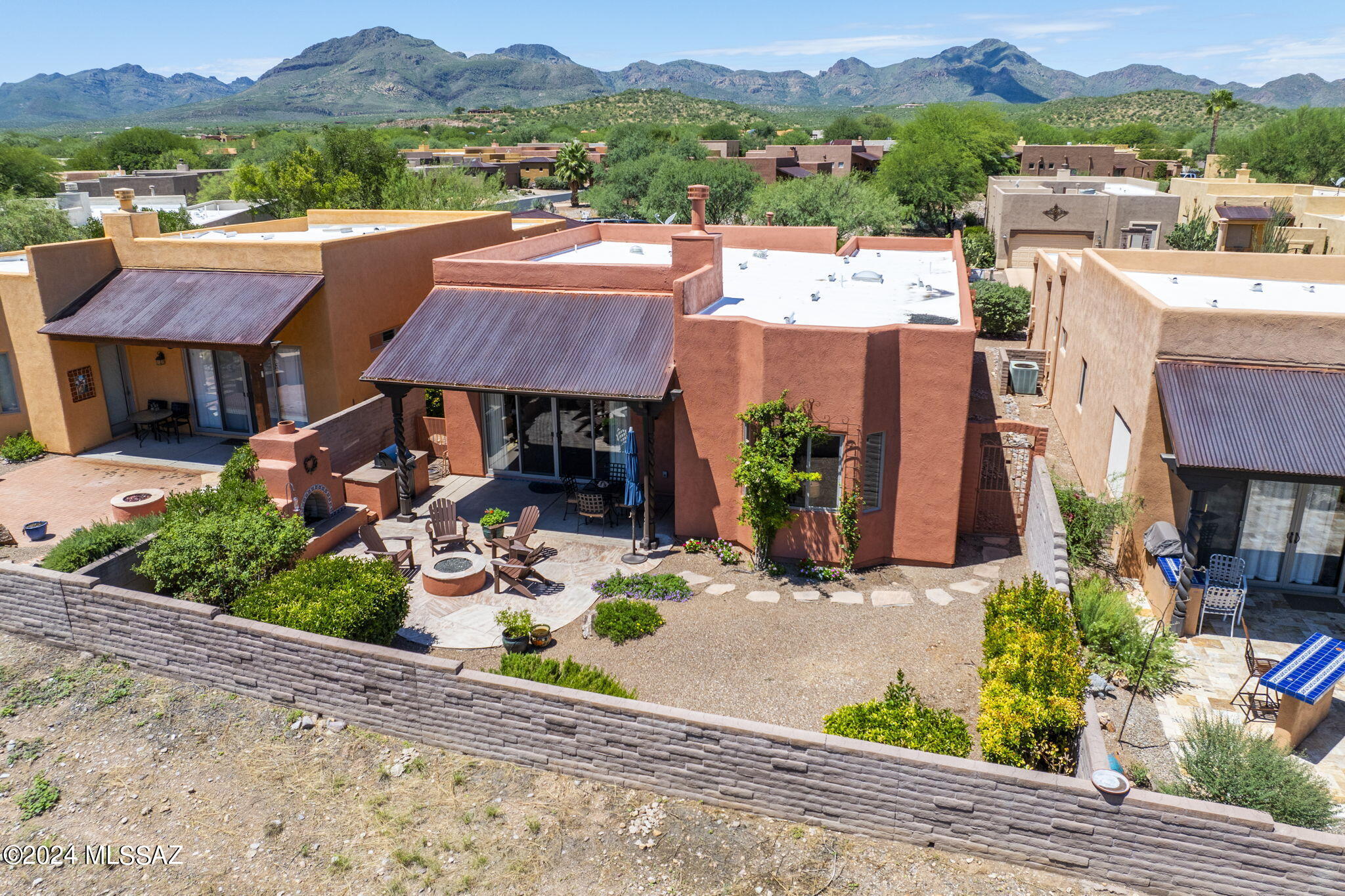 Barrio Trails Head - Residential