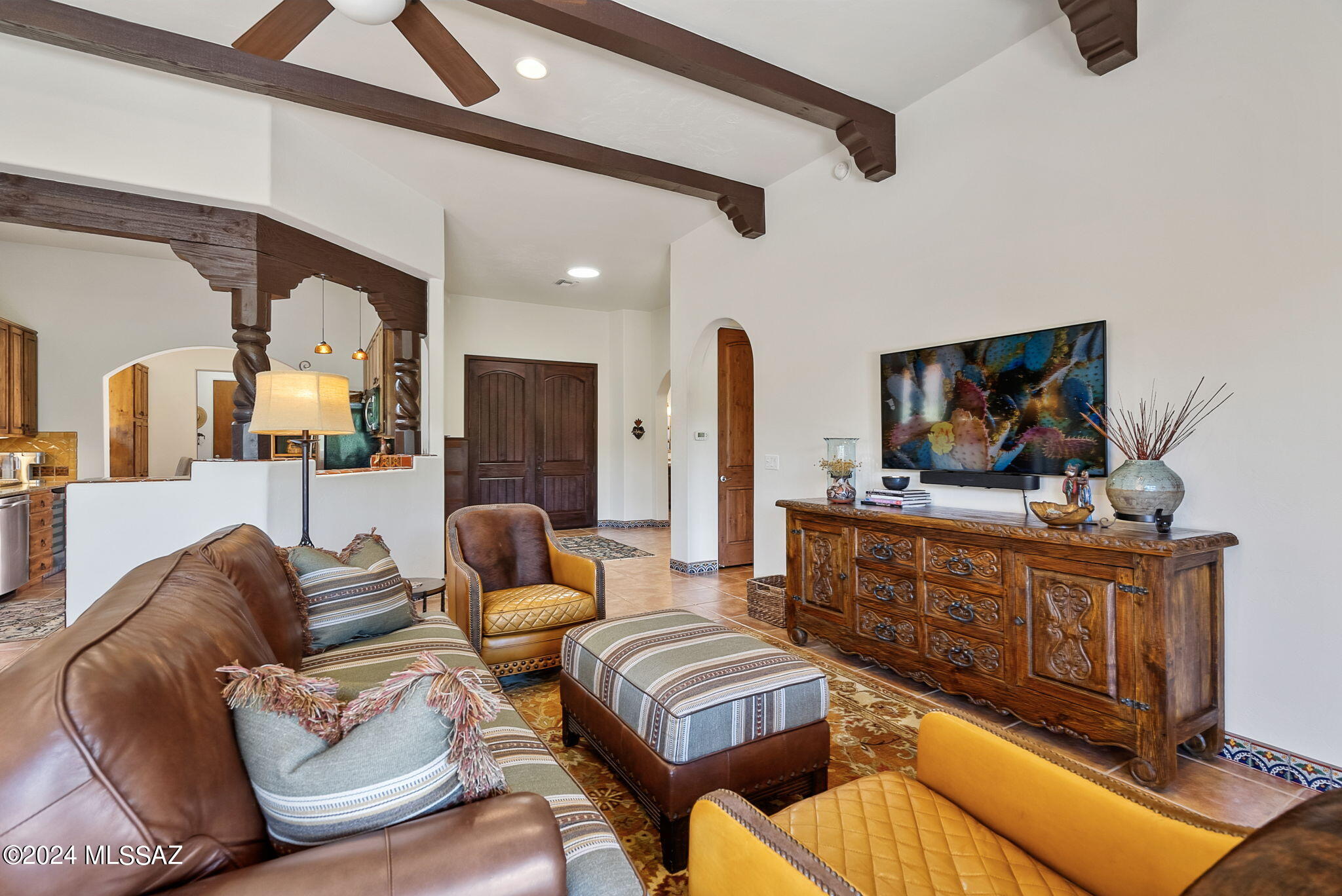 Barrio Trails Head - Residential