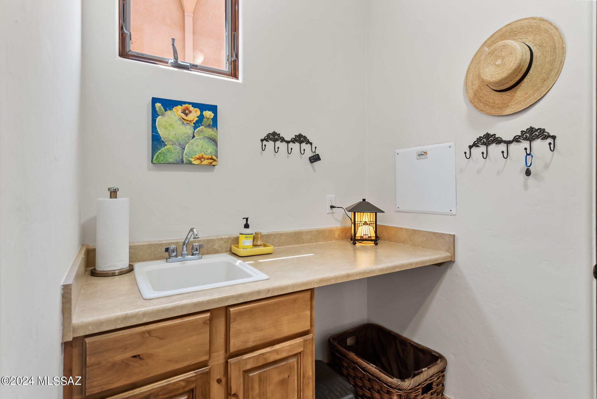 Barrio Trails Head - Residential