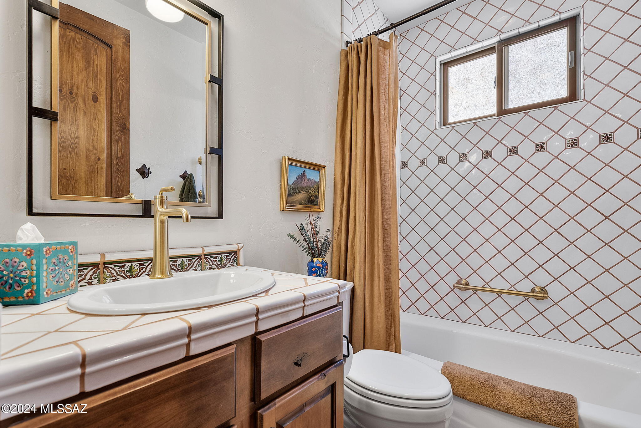 Barrio Trails Head - Residential