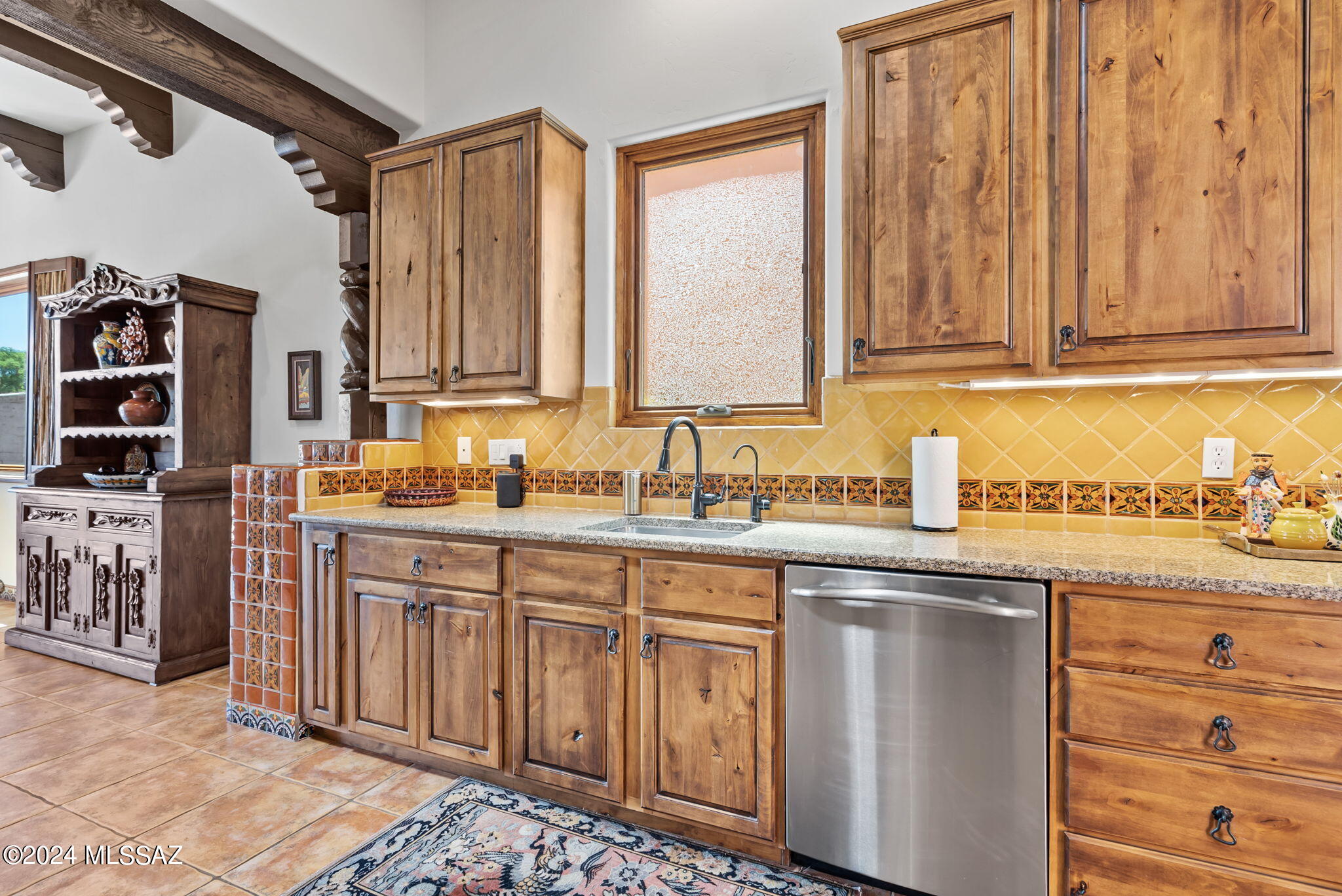 Barrio Trails Head - Residential
