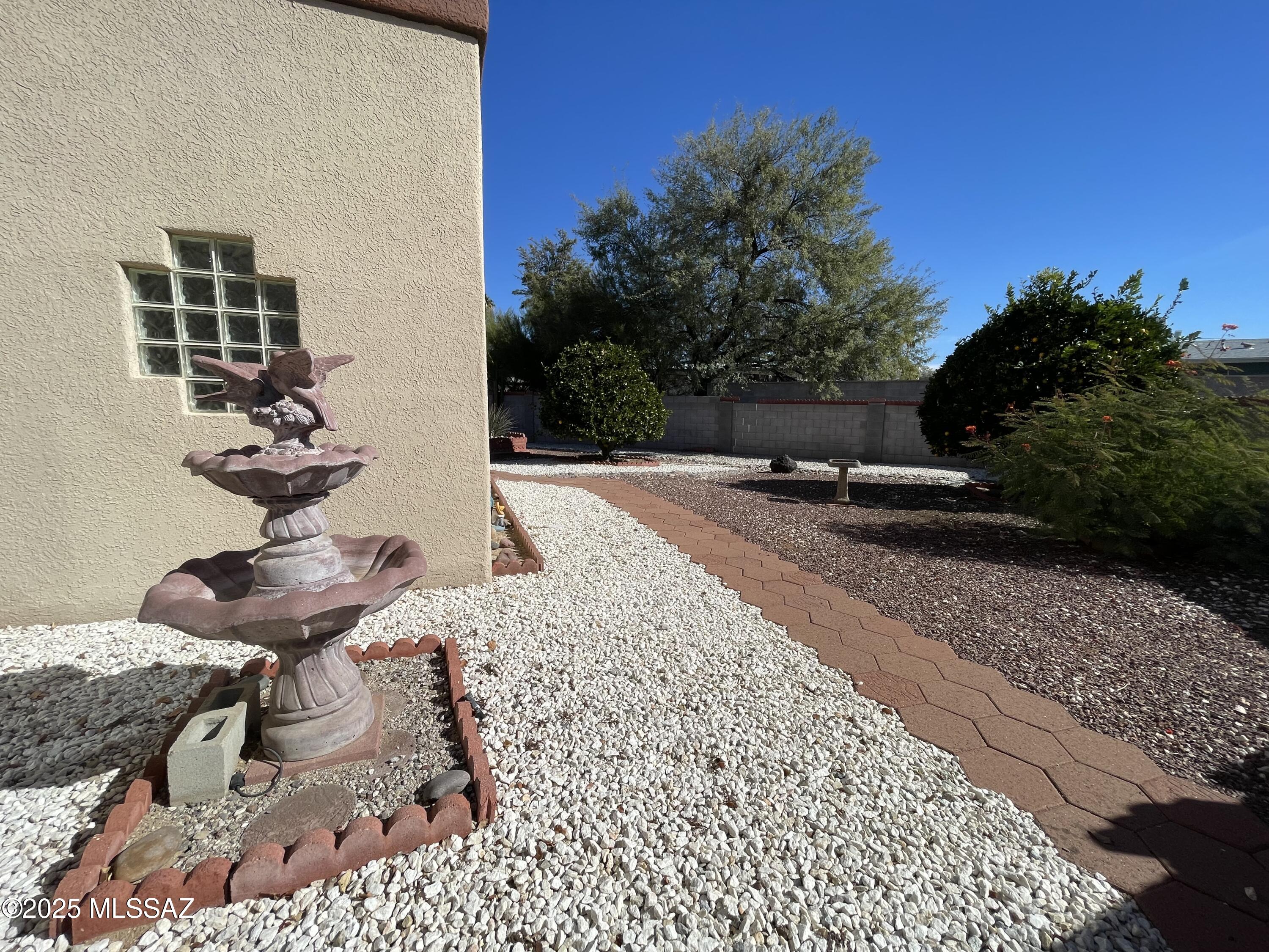 Juniper Ridge(1-12) - Residential Lease