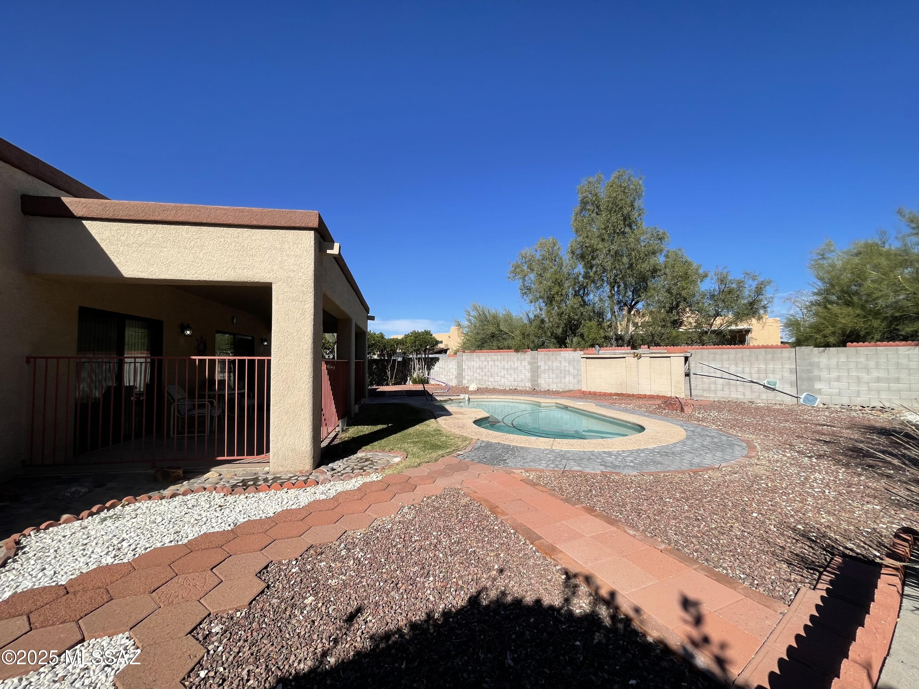 Juniper Ridge(1-12) - Residential Lease