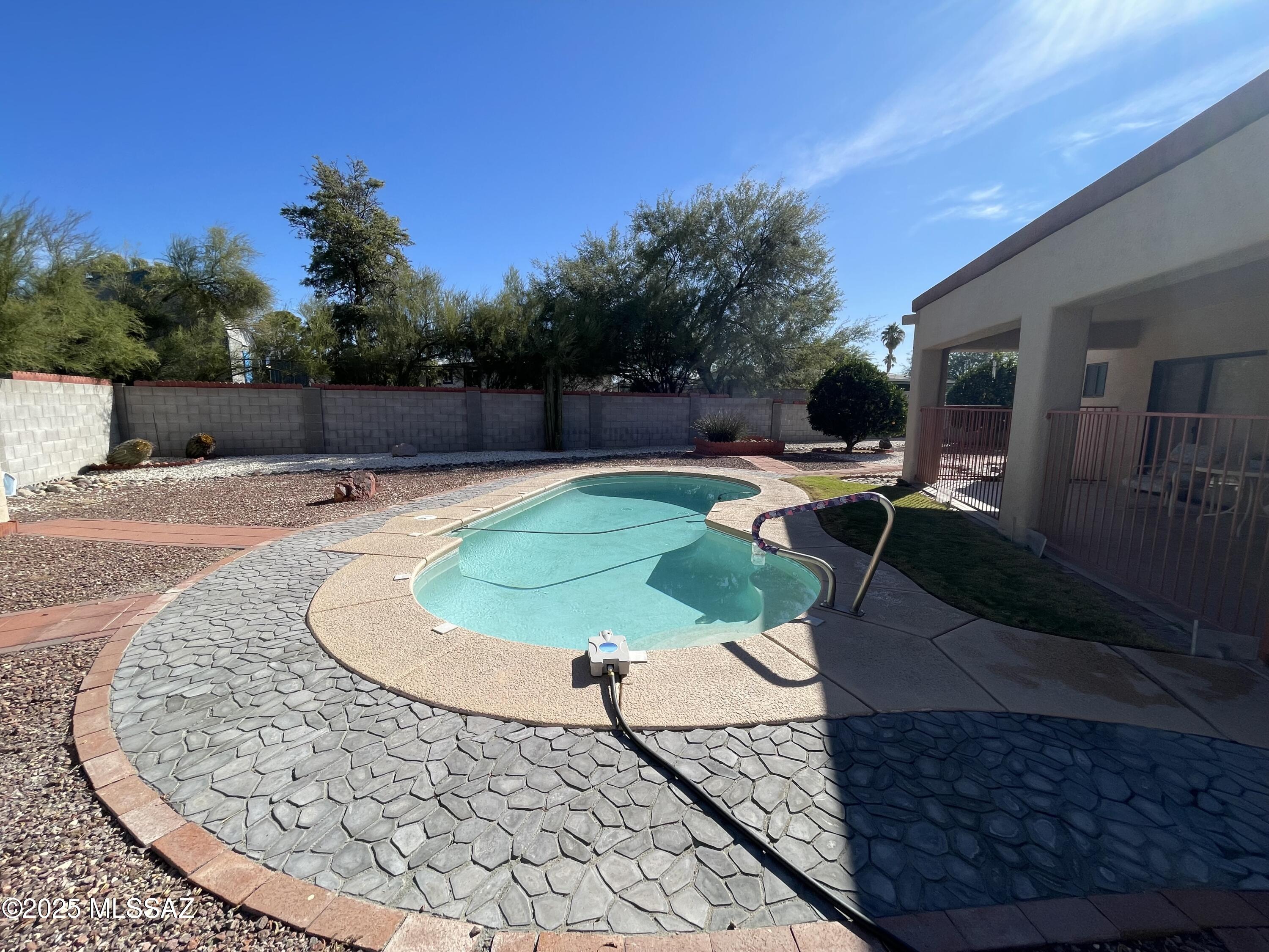 Juniper Ridge(1-12) - Residential Lease