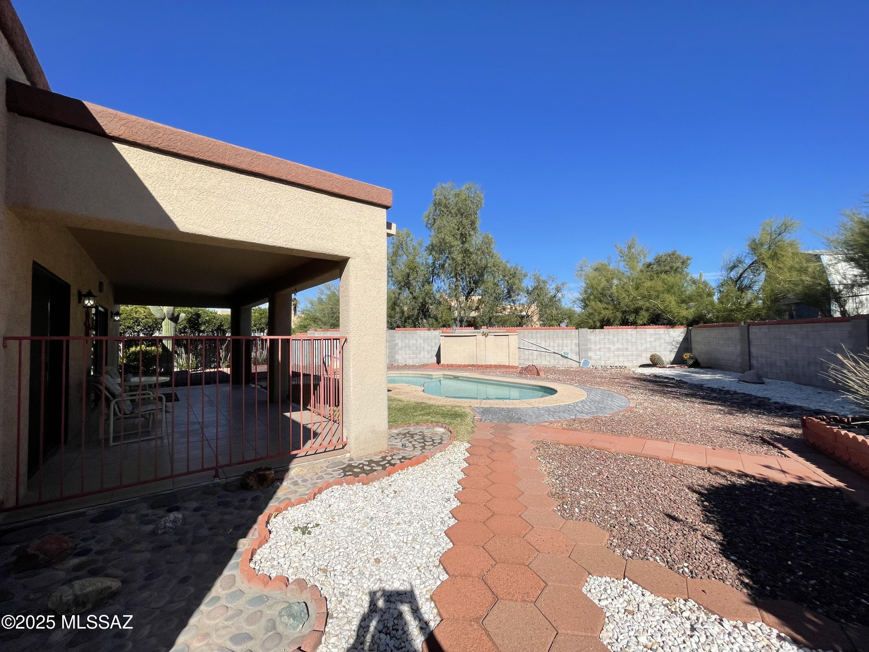 Juniper Ridge(1-12) - Residential Lease