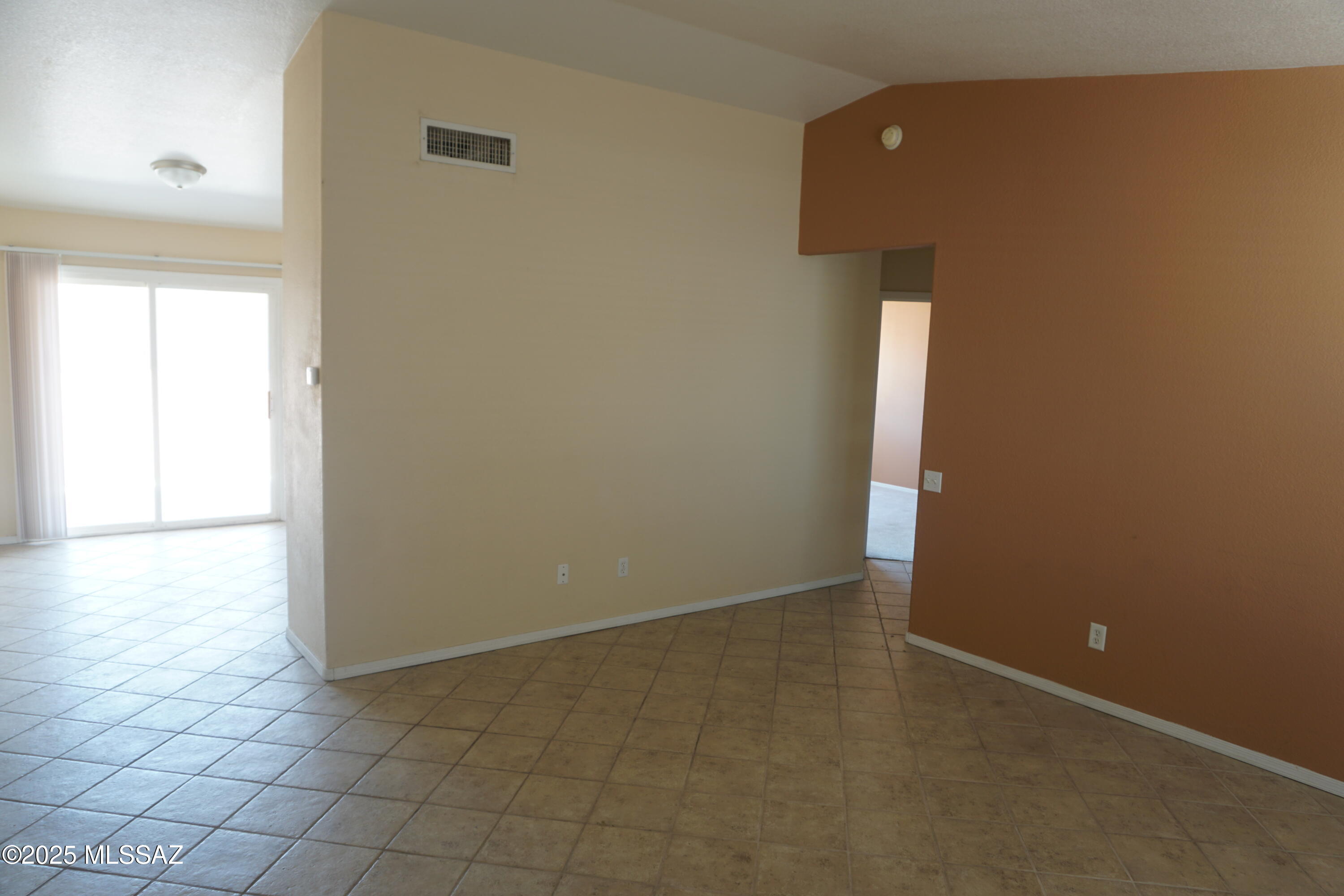 Silver Moon (1-101) - Residential Lease