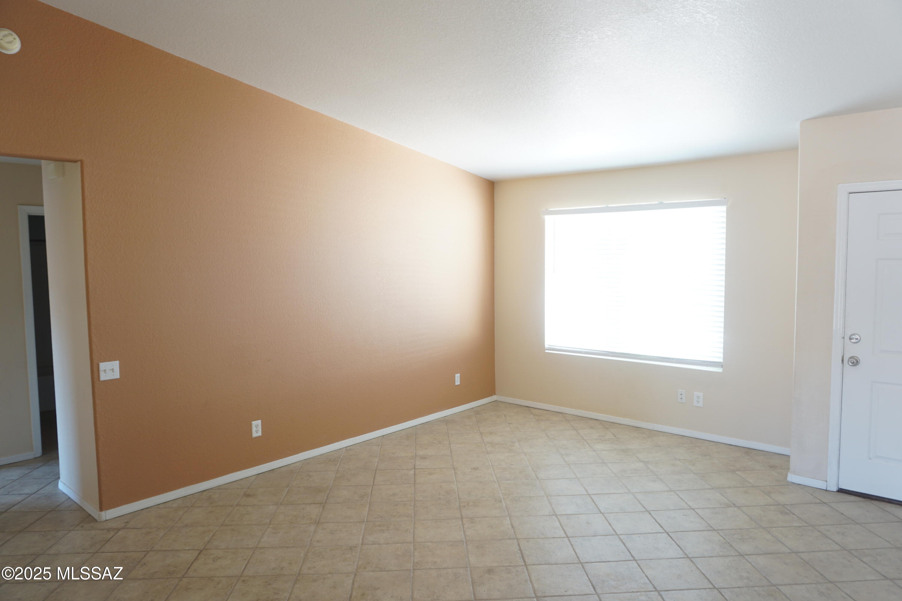 Silver Moon (1-101) - Residential Lease