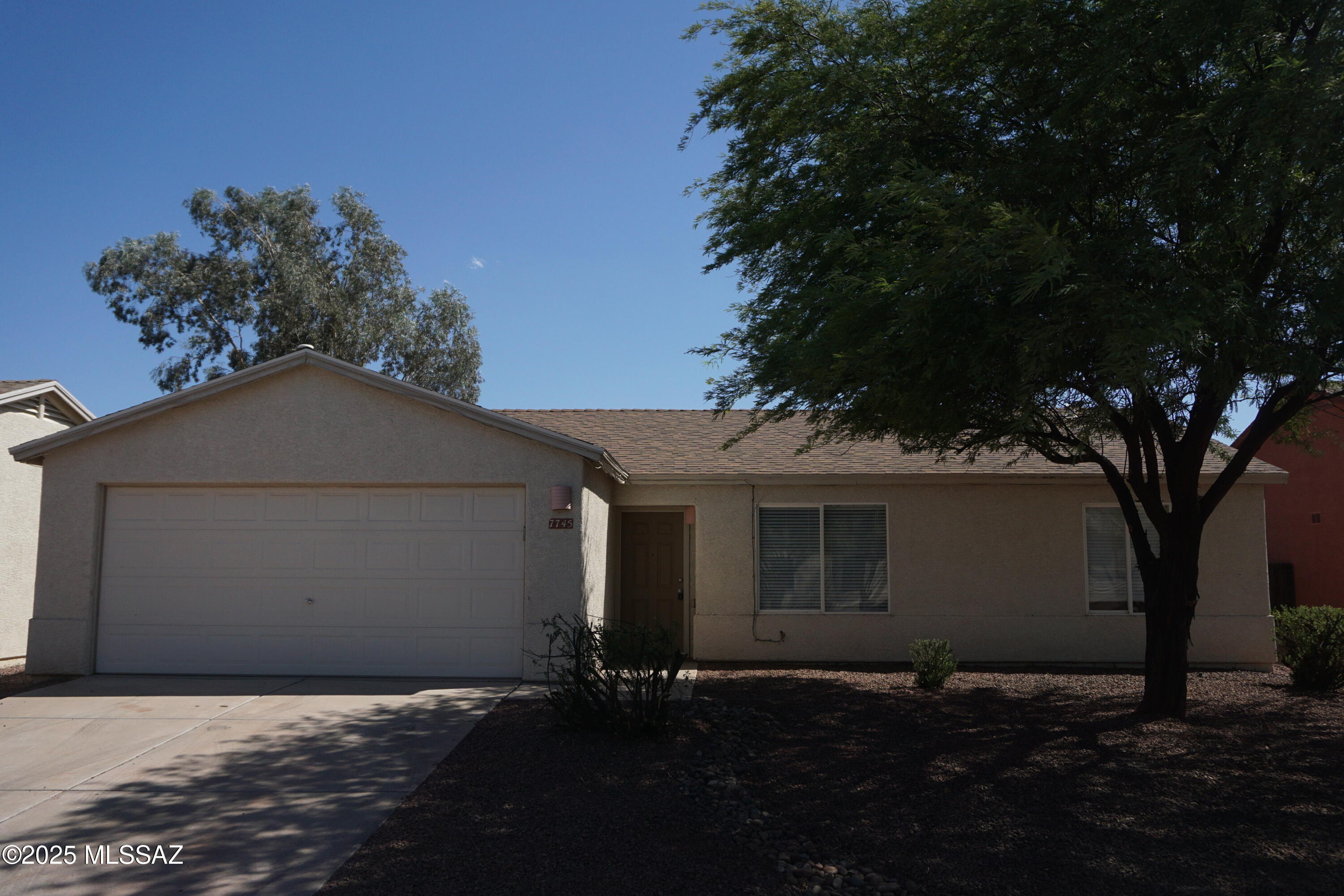 Silver Moon (1-101) - Residential Lease