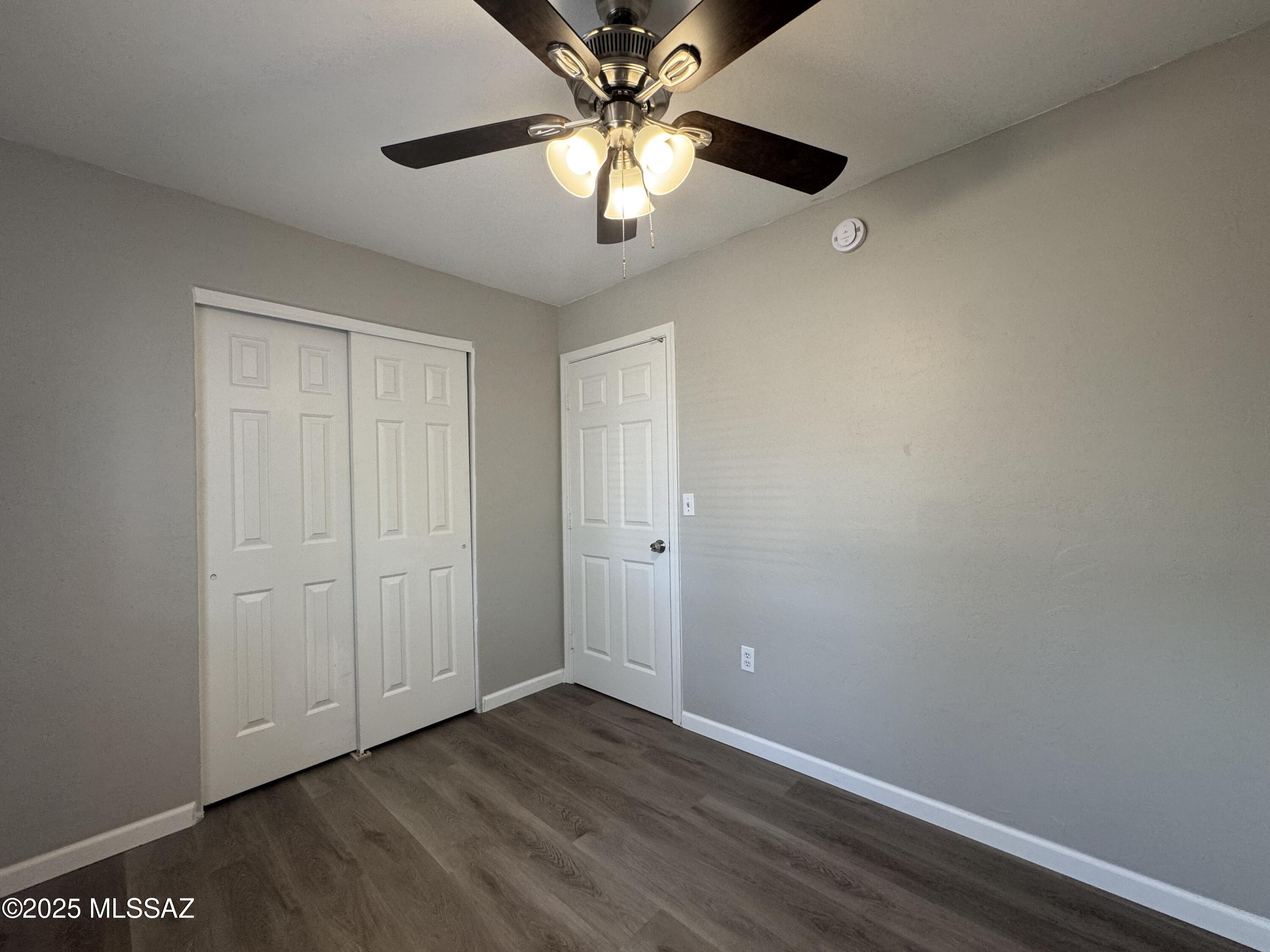 El Rio Park - Residential Lease