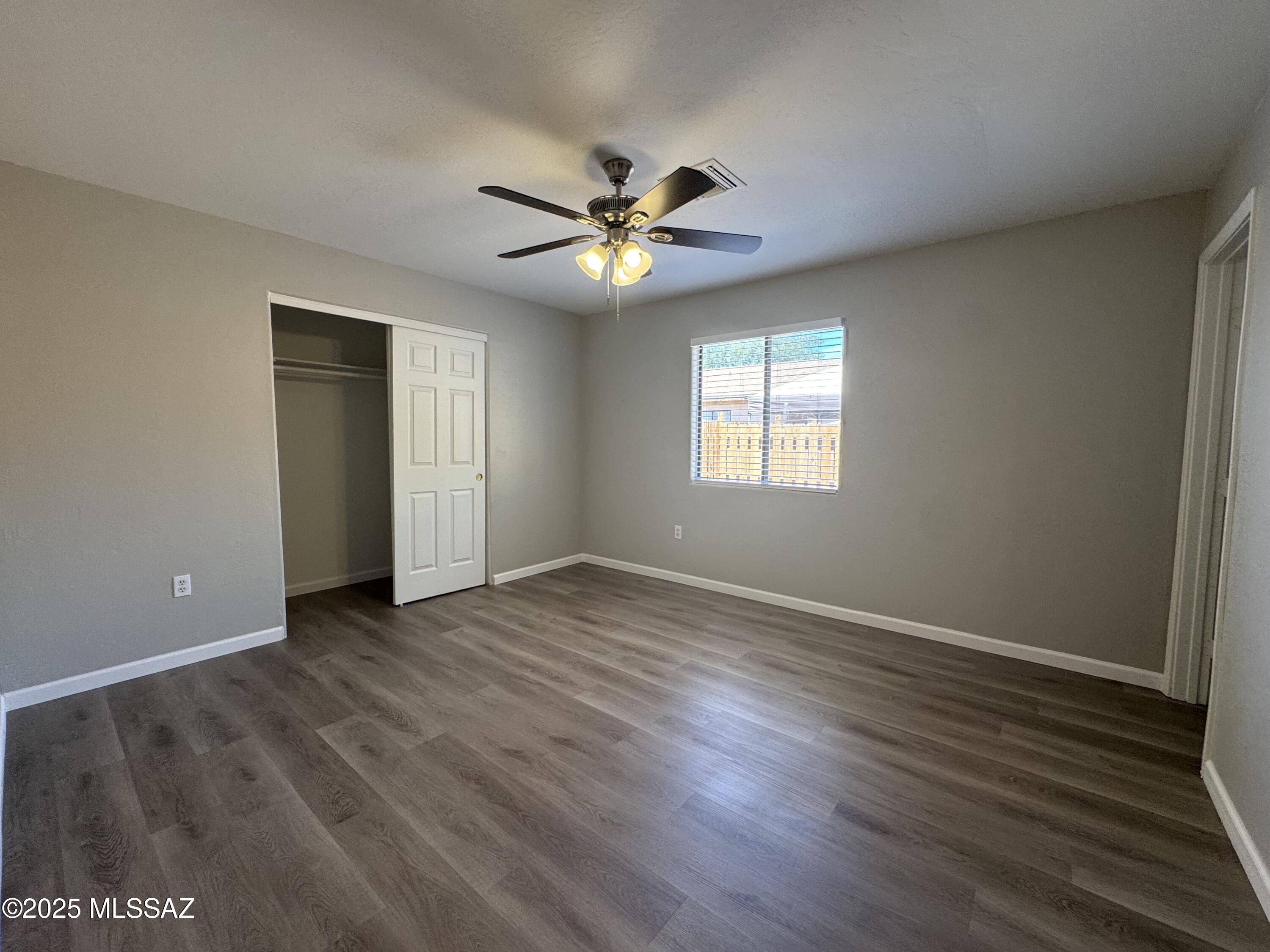 El Rio Park - Residential Lease