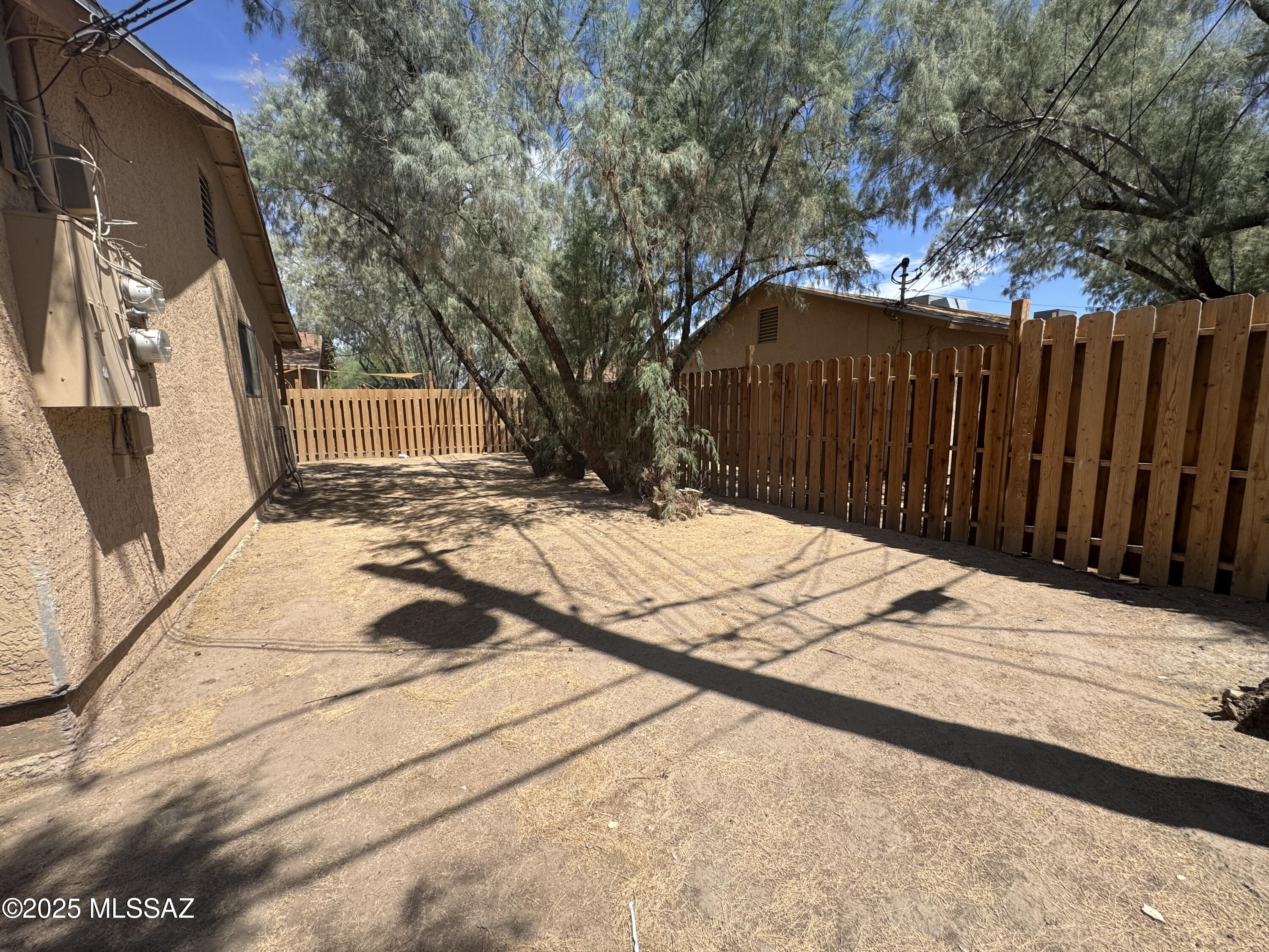 El Rio Park - Residential Lease