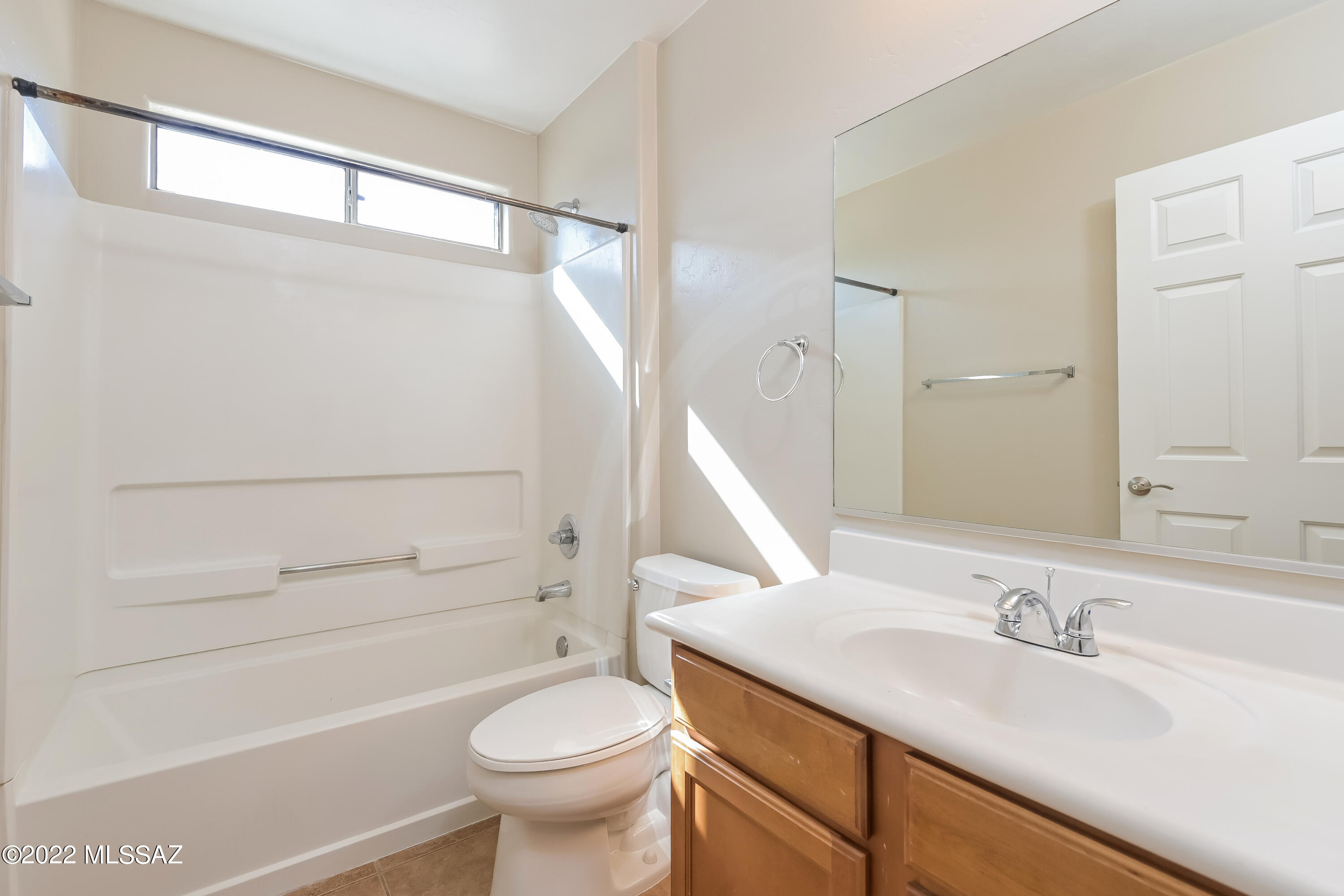 Rancho Del Lago (1-100) - Residential Lease