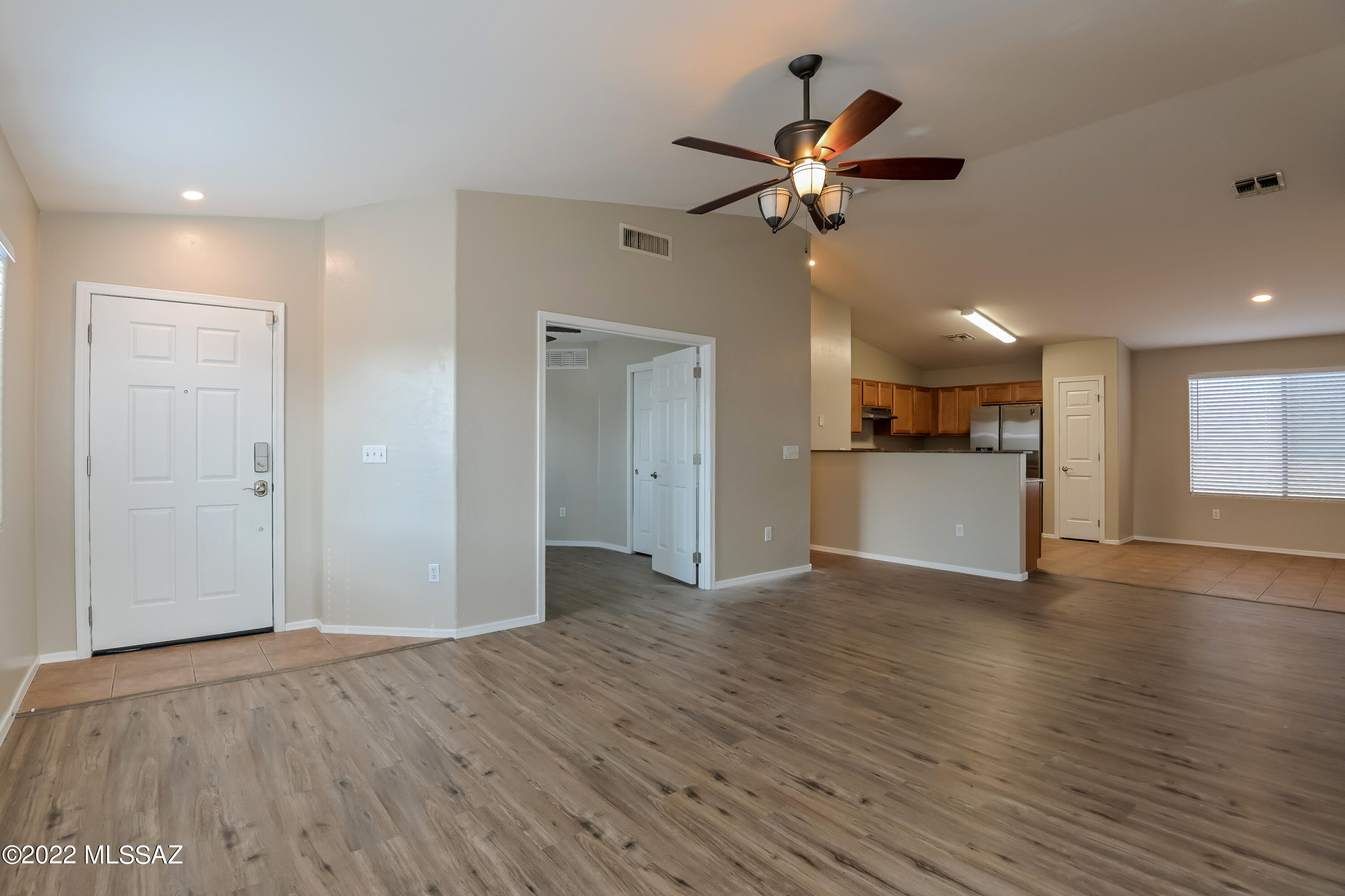 Rancho Del Lago (1-100) - Residential Lease