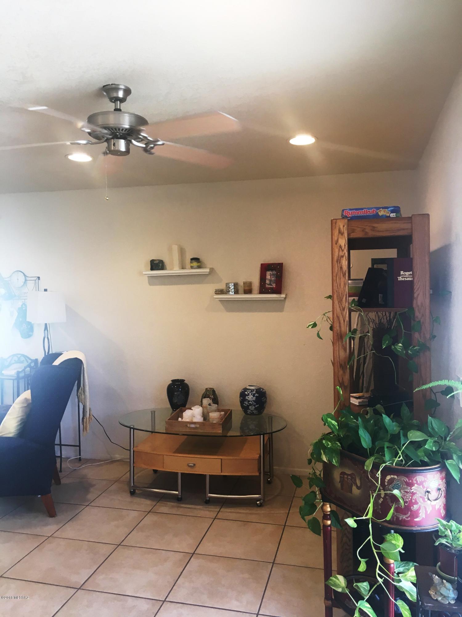 Pueblo Villas - Residential