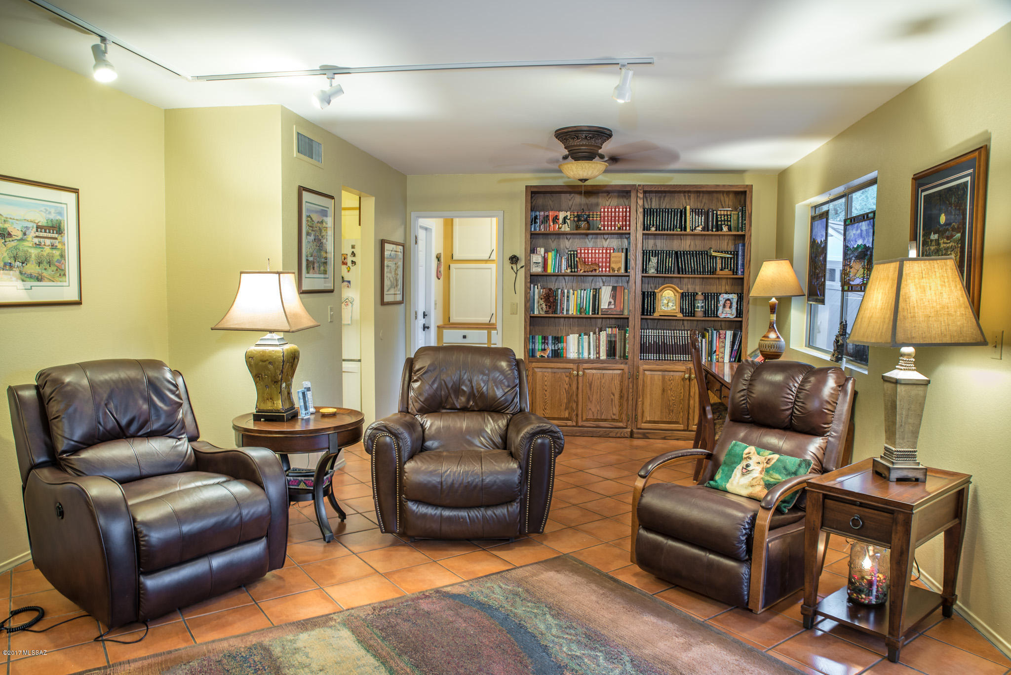 Pima Place (1-32) - Residential