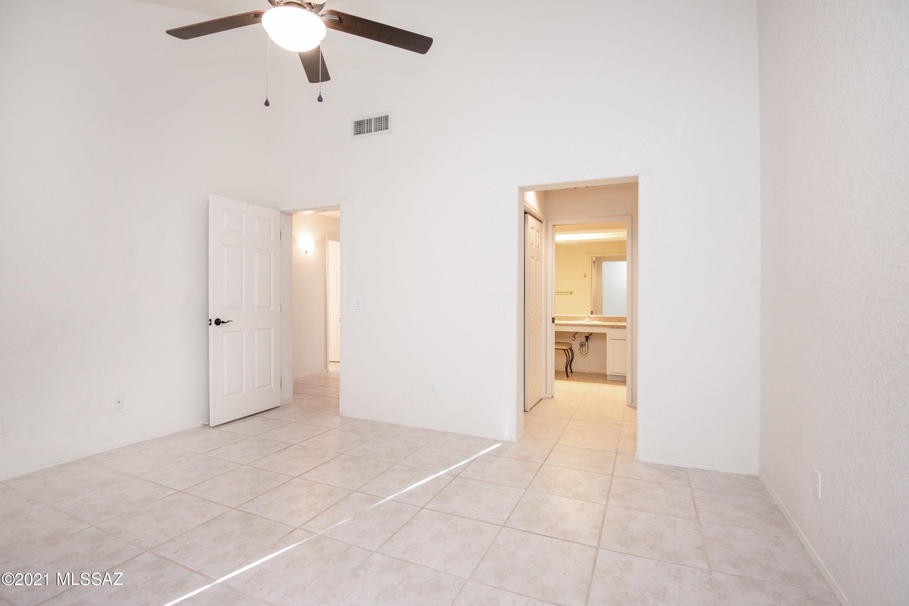 Ventana De Sabino North (1-127) - Residential Lease