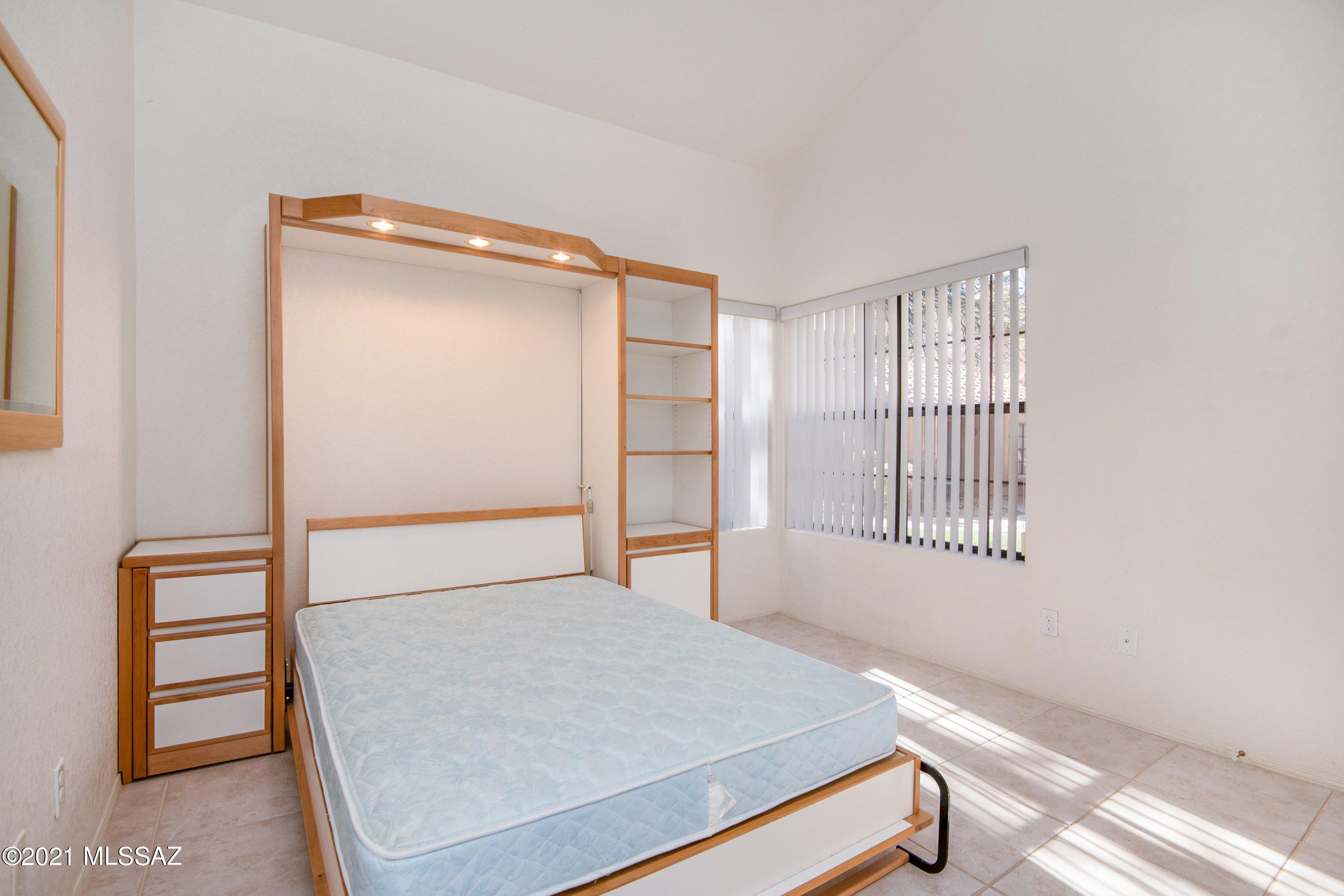 Ventana De Sabino North (1-127) - Residential Lease