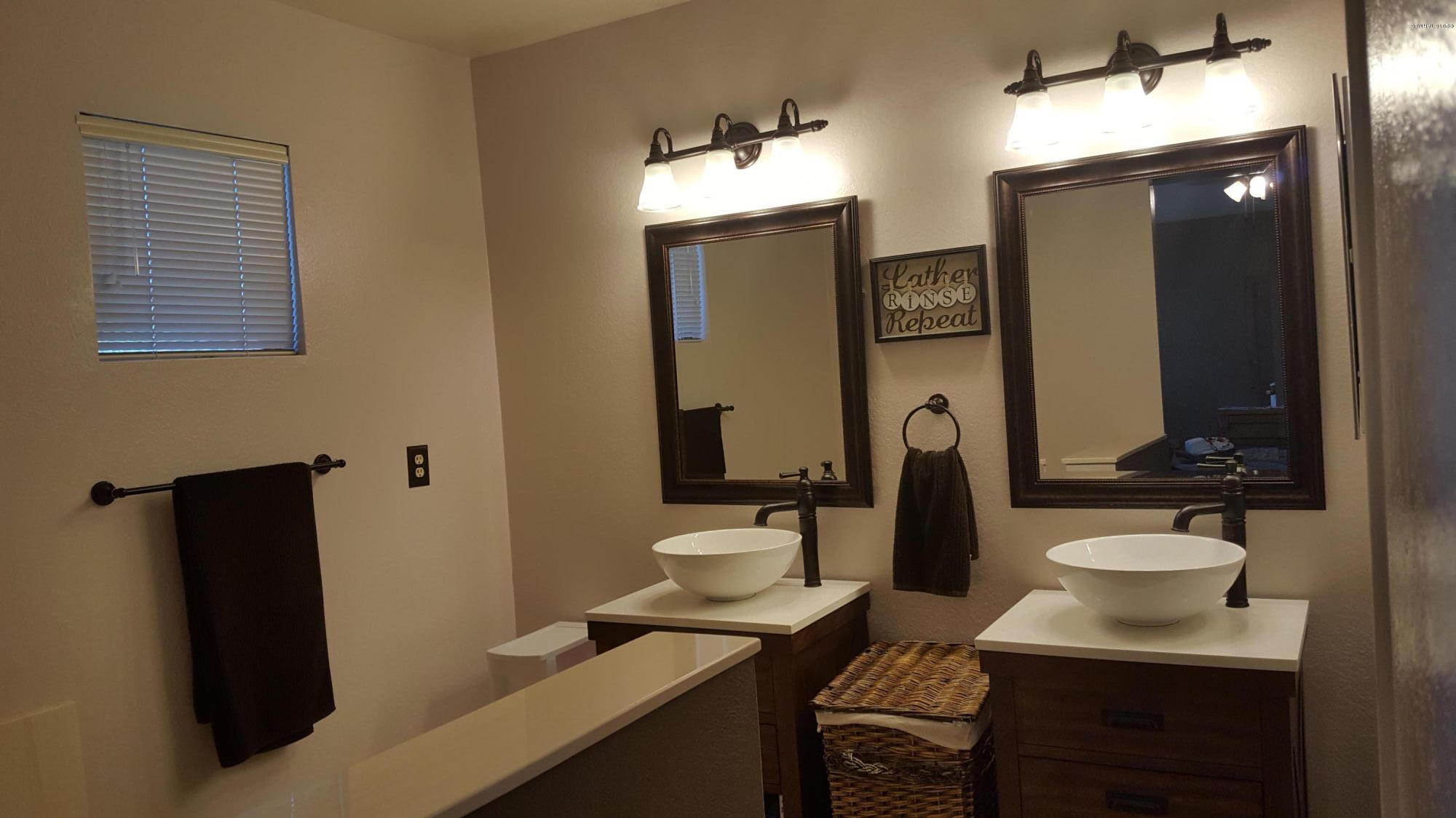 Country Club(1-221) - Residential