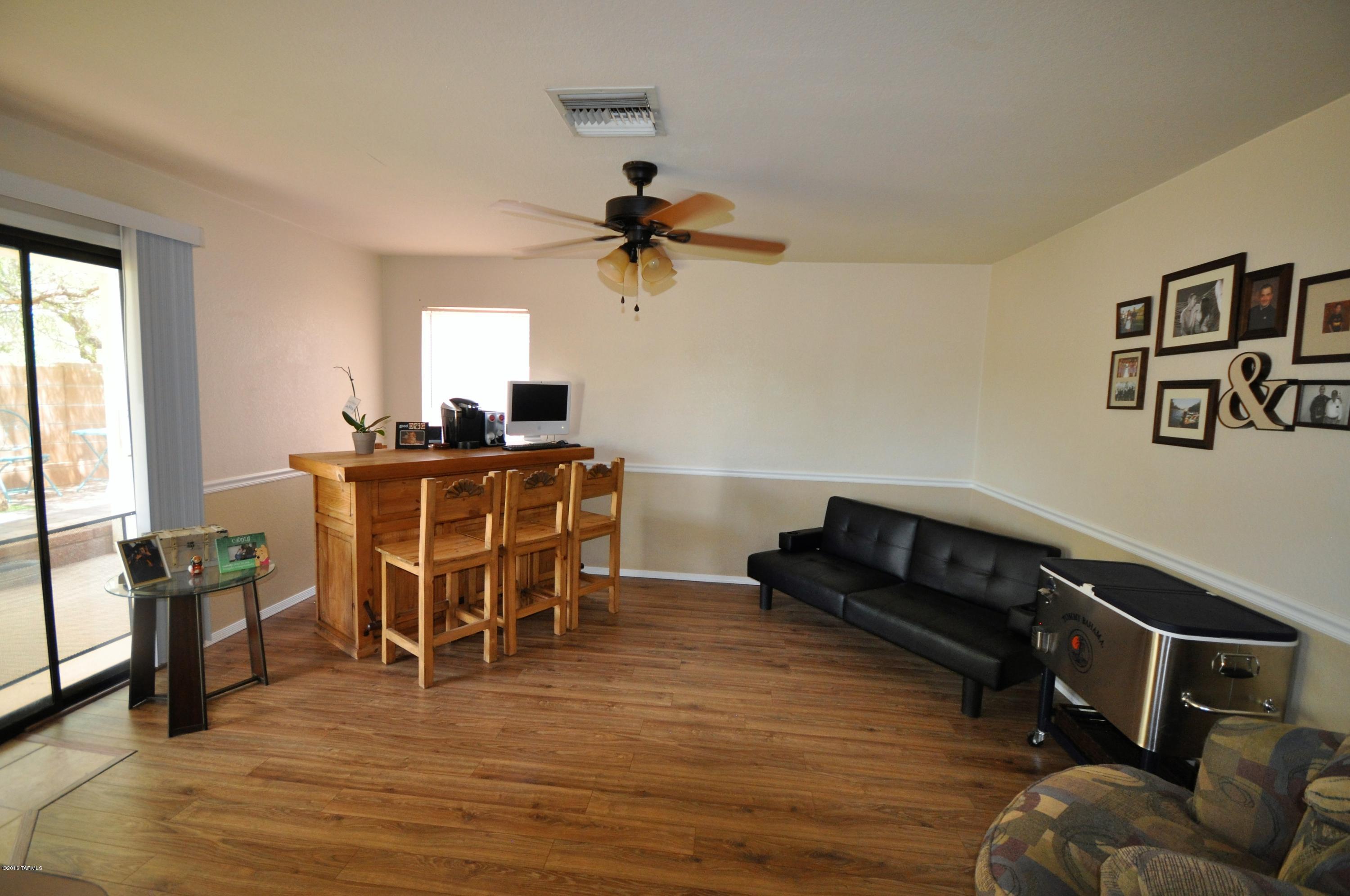 Country Club(1-221) - Residential