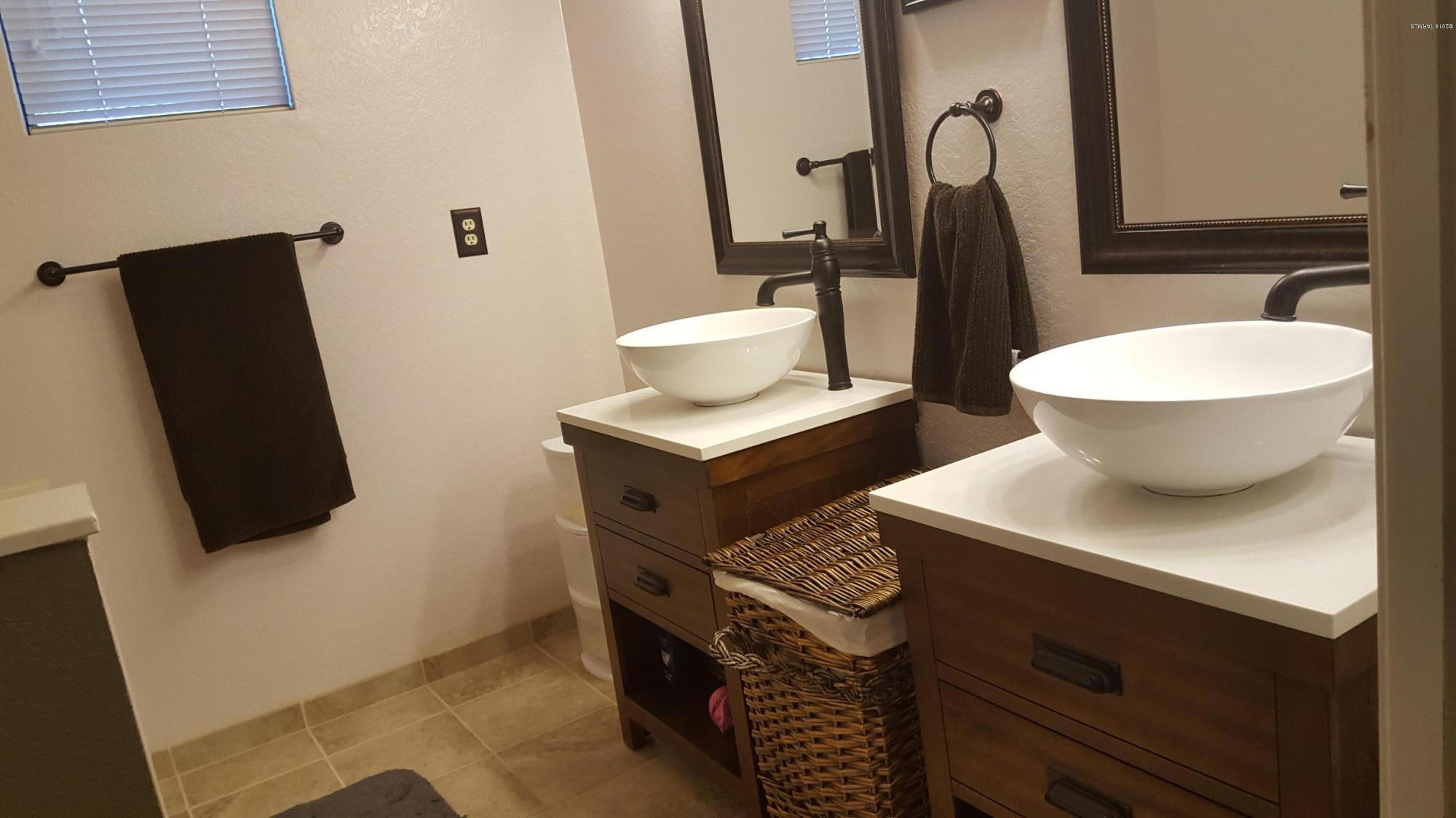Country Club(1-221) - Residential