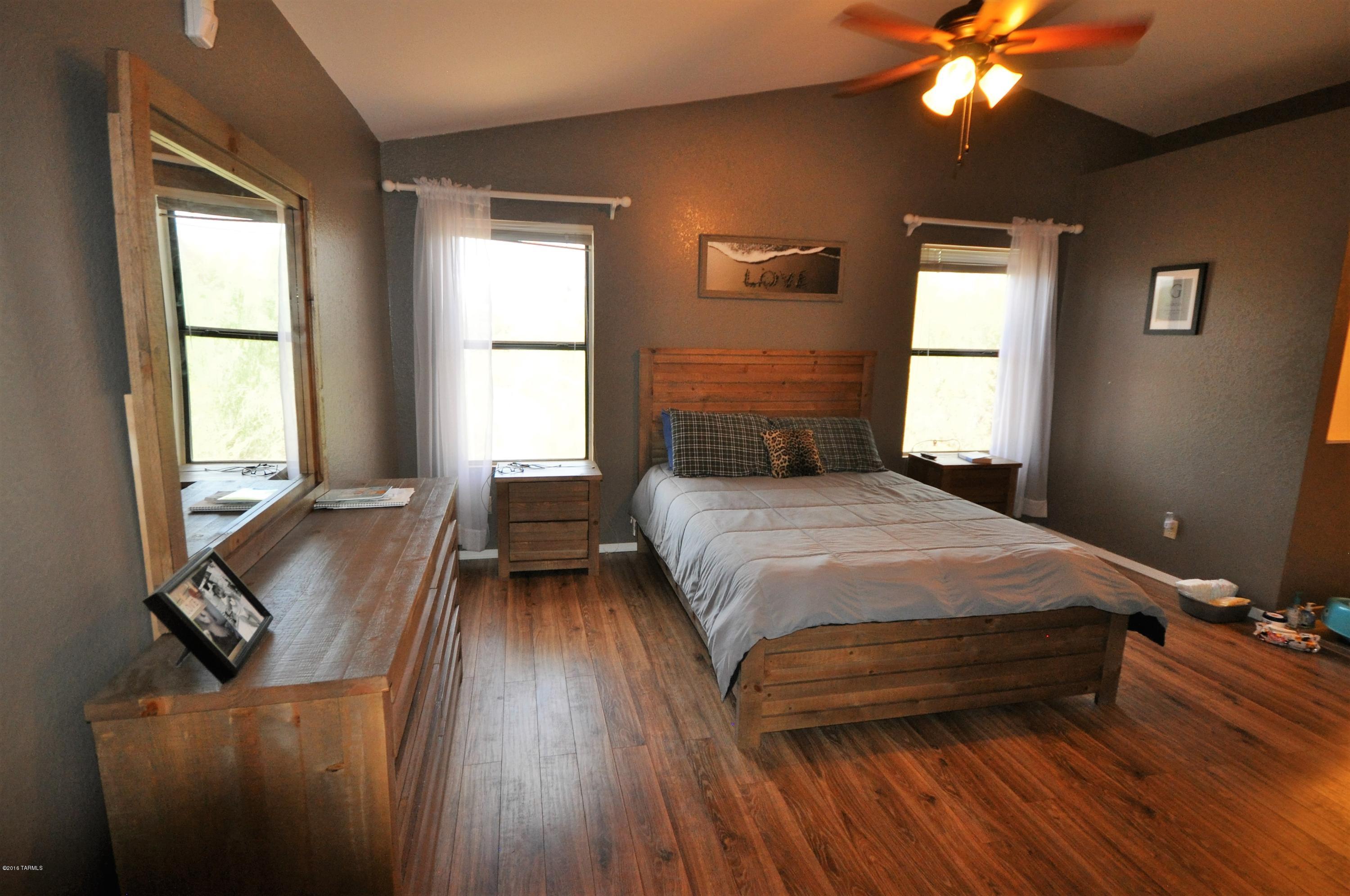 Country Club(1-221) - Residential