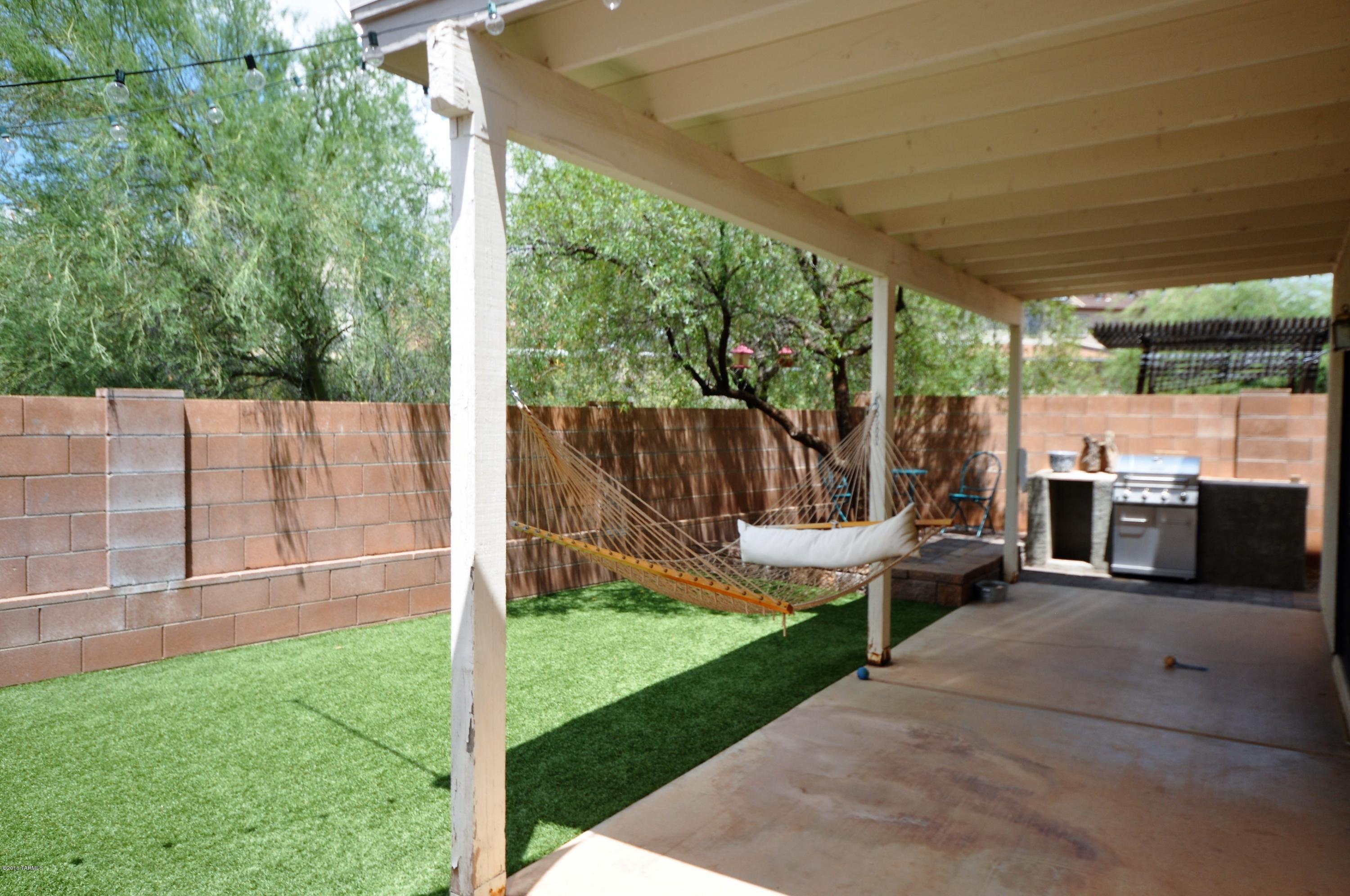 Country Club(1-221) - Residential