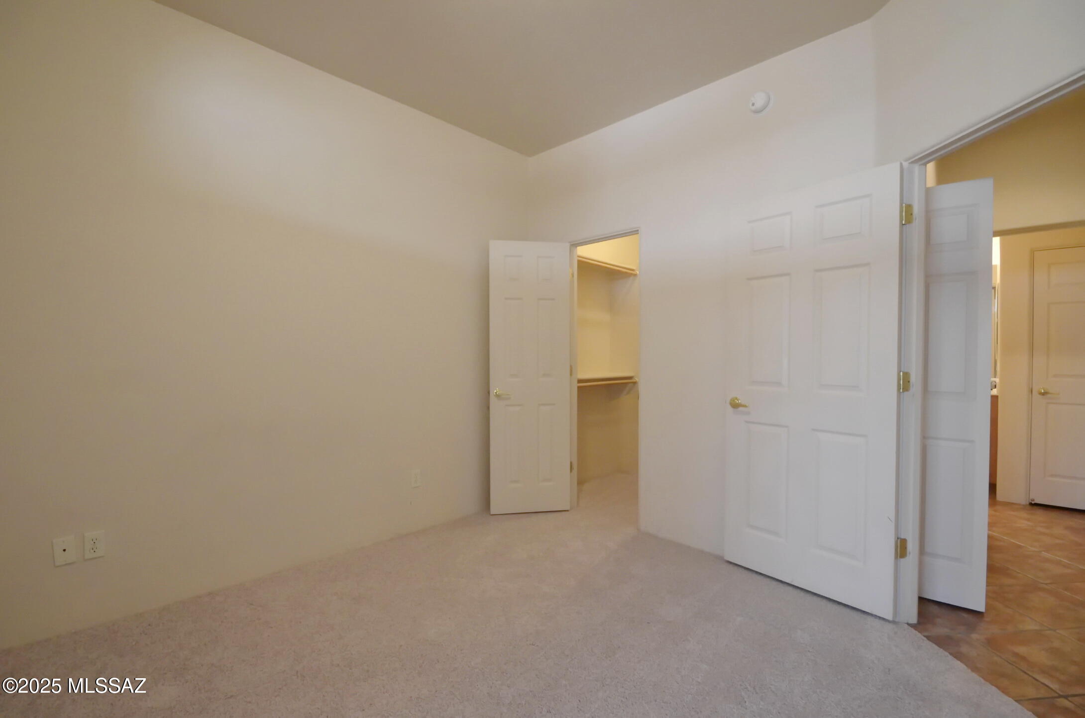 Kinney Village (1-112) - Residential