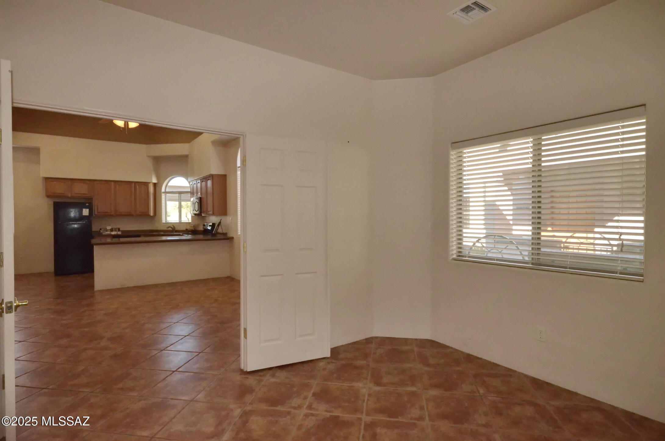 Kinney Village (1-112) - Residential