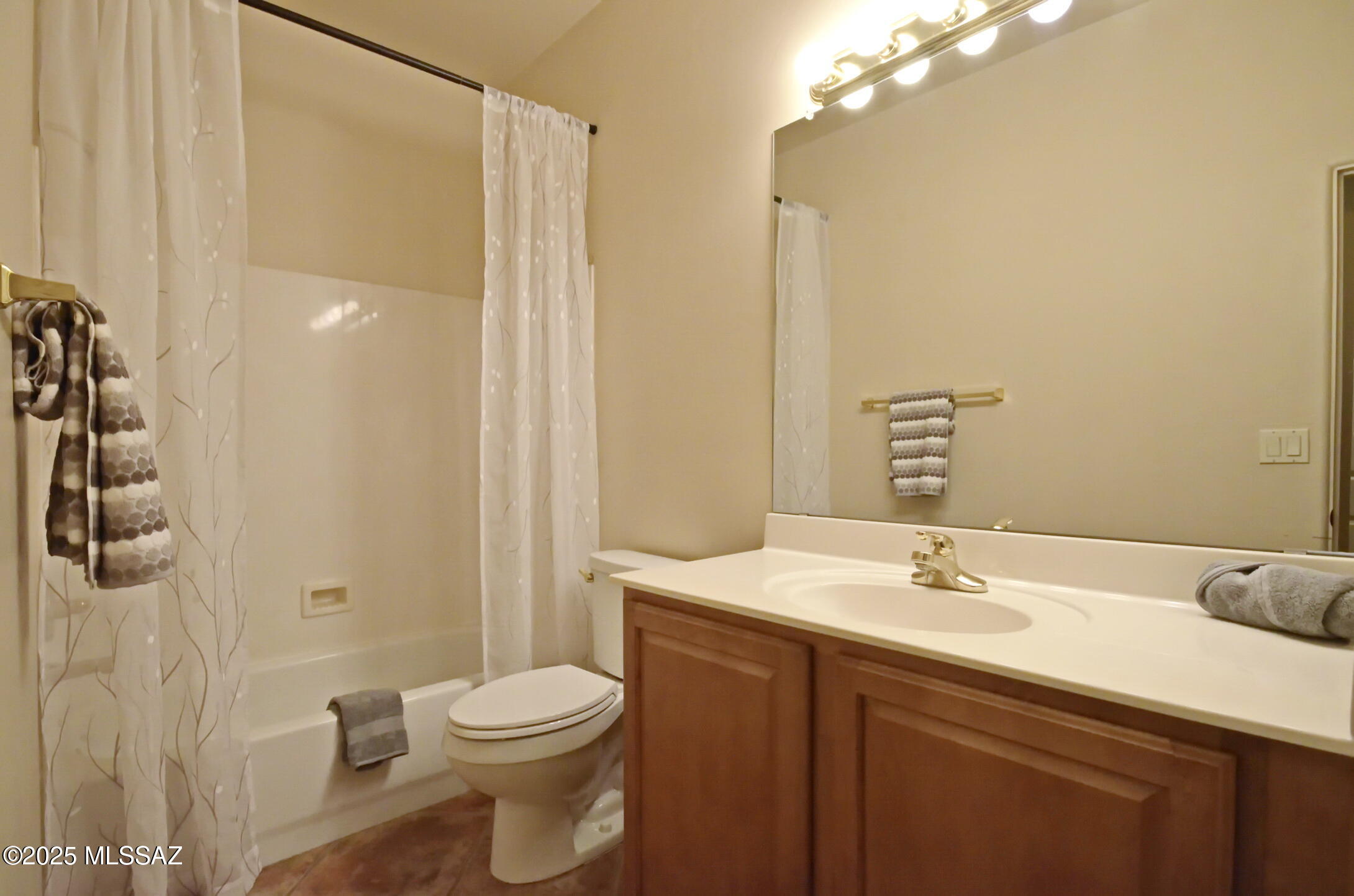 Kinney Village (1-112) - Residential