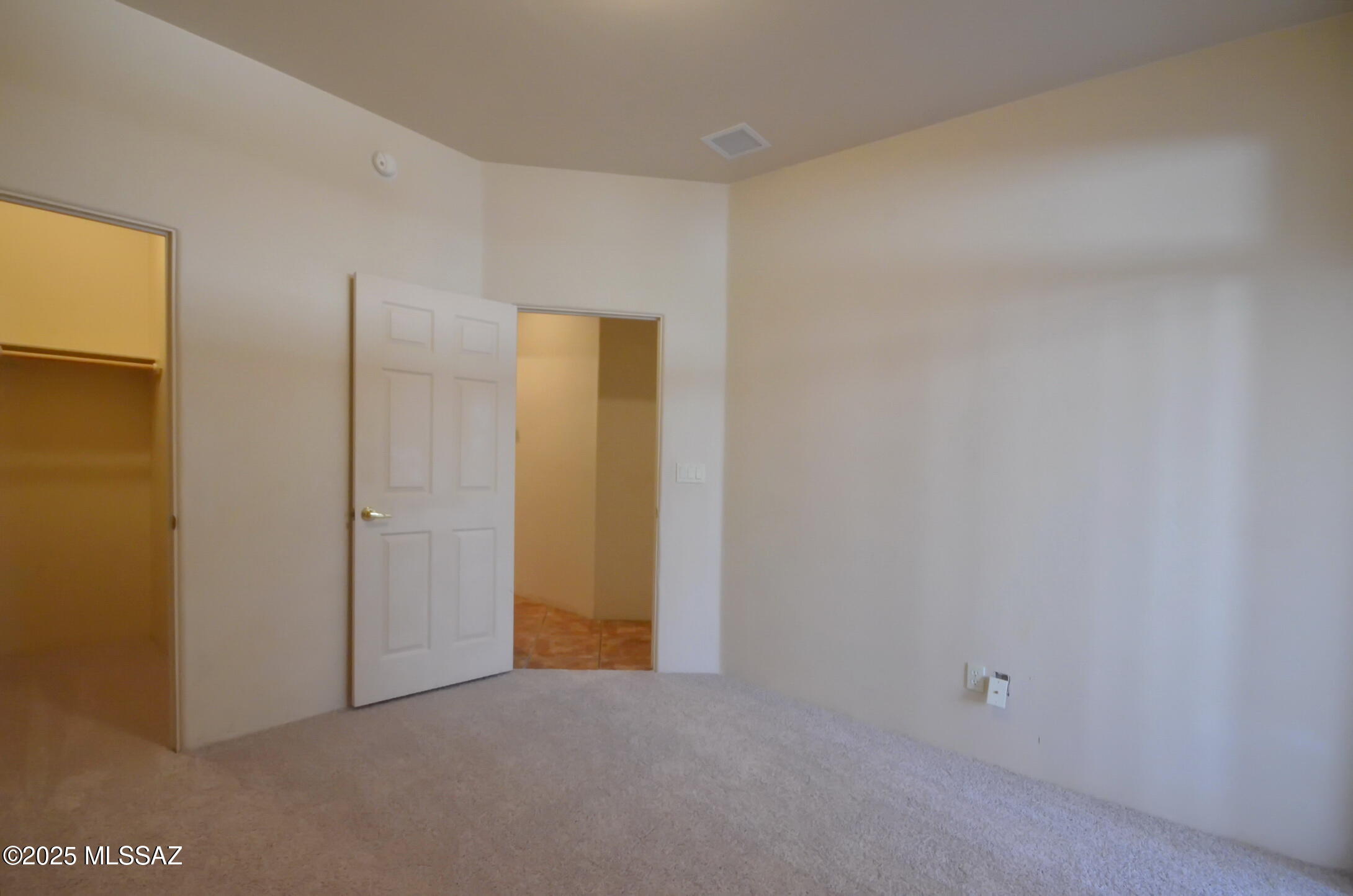 Kinney Village (1-112) - Residential
