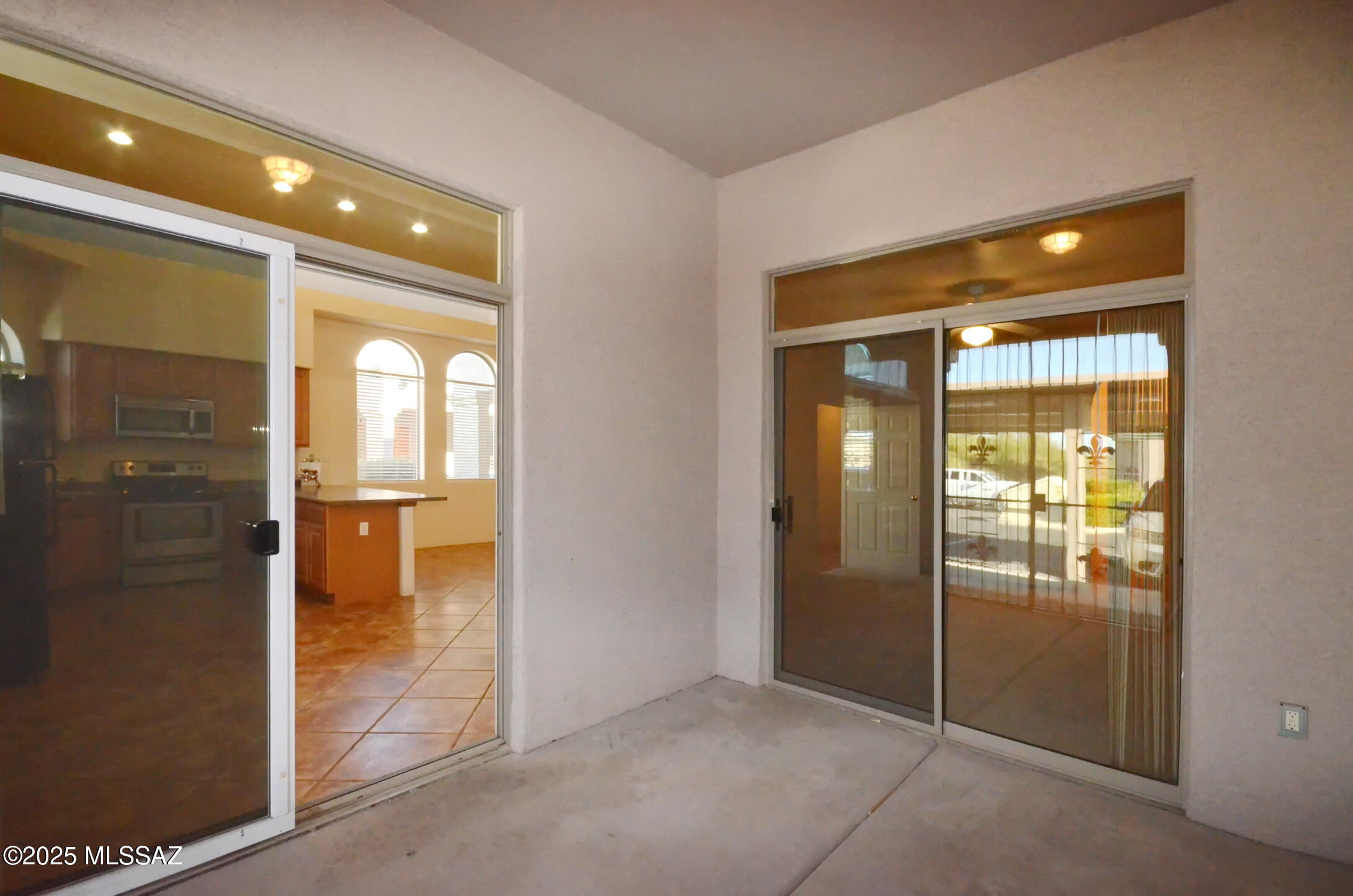 Kinney Village (1-112) - Residential