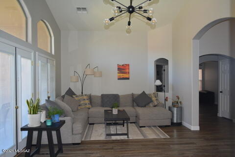 Eagle Crest - Residential
