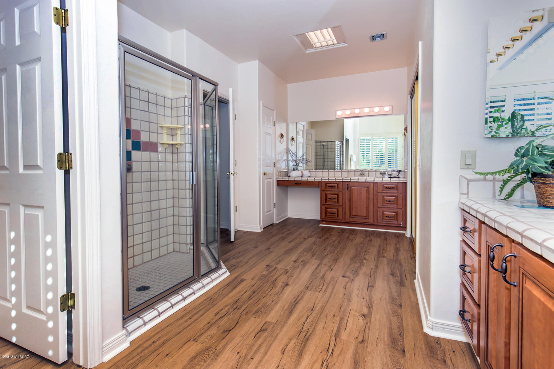 Loma De La Vista Verde (1-38) - Residential