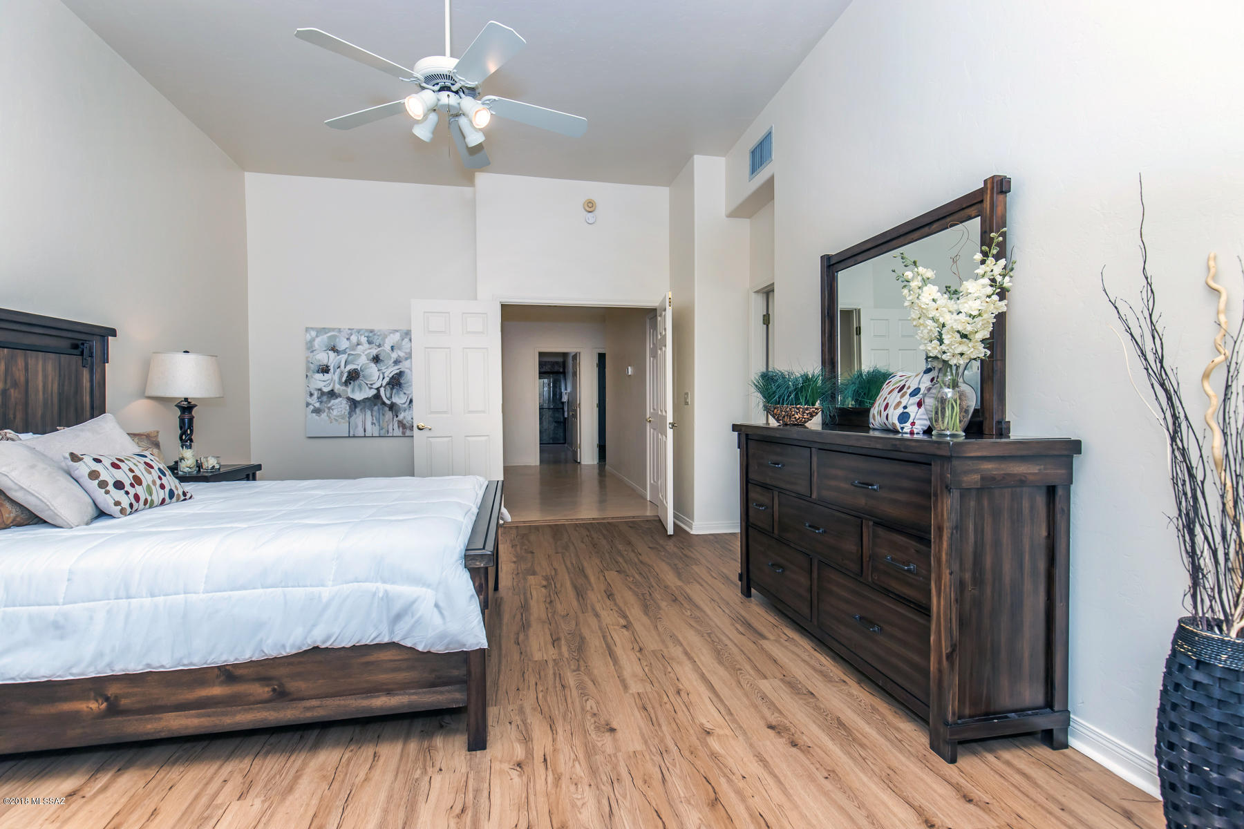 Loma De La Vista Verde (1-38) - Residential