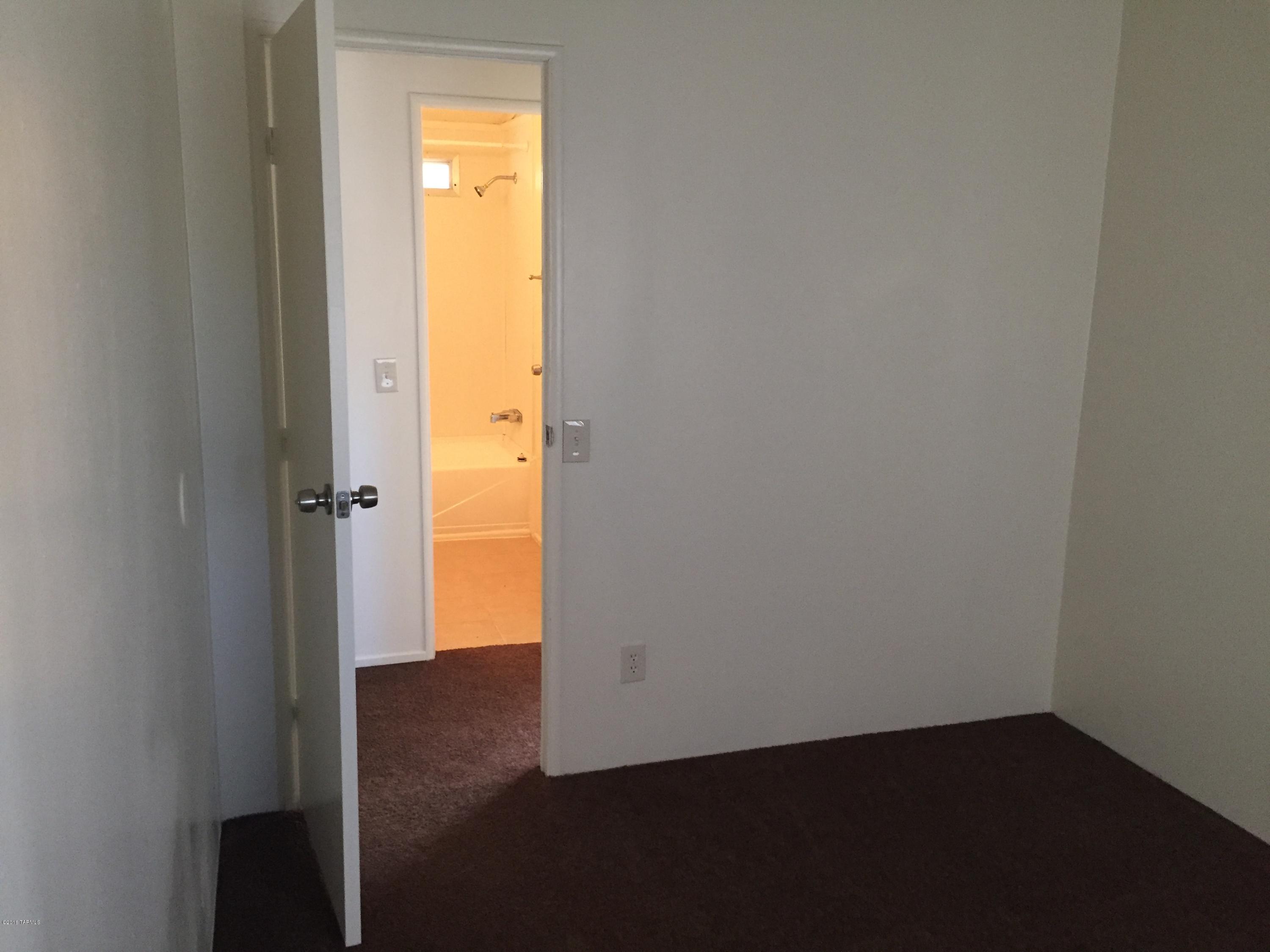 Millstone Manor NO. 6 - Residential