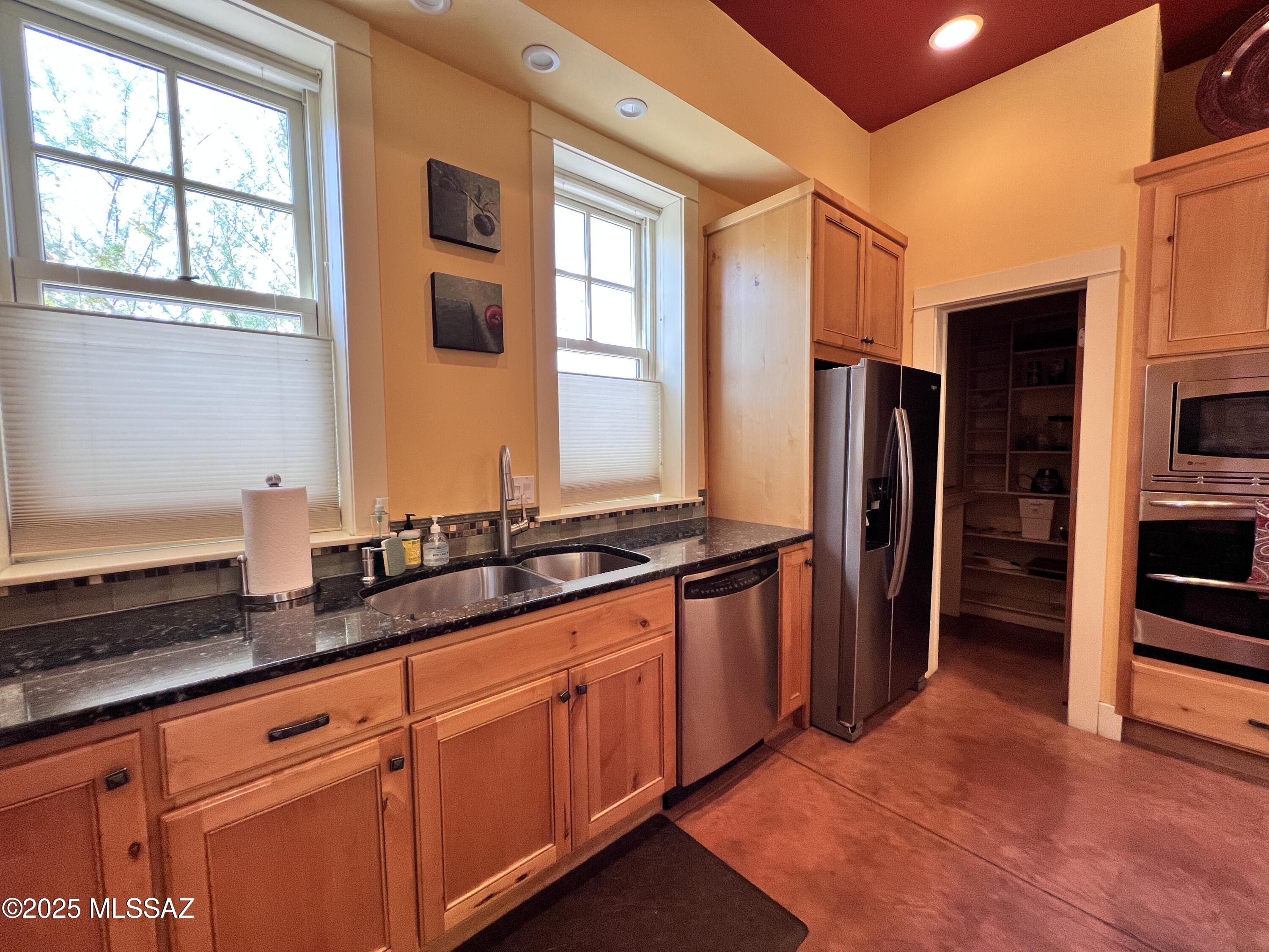 N/A - Residential Lease