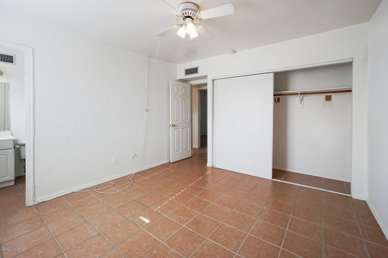 Twenty-Nine Palms (1-70) - Residential Lease