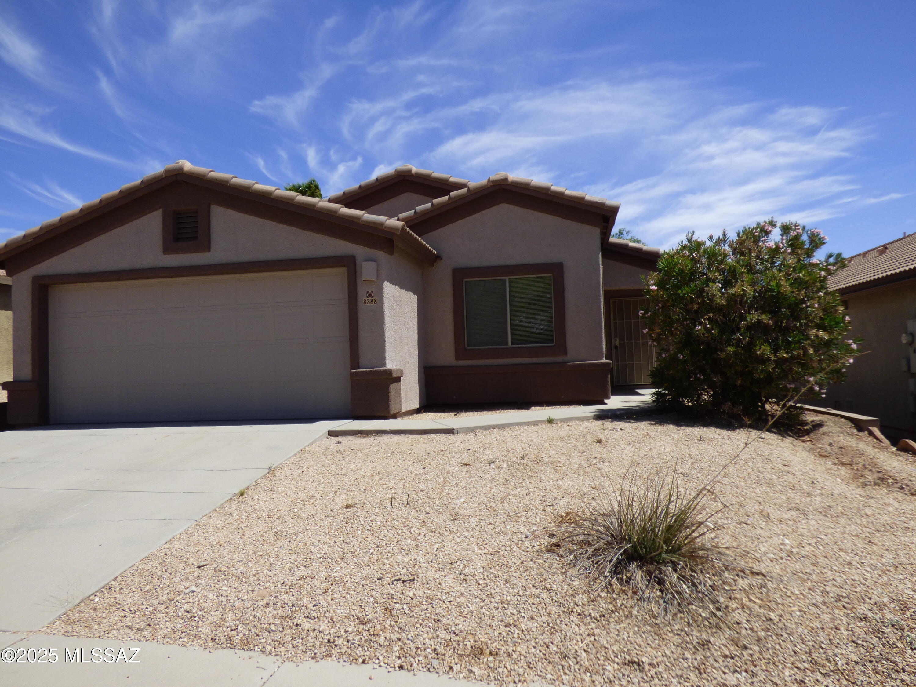 Nice east side 3 bedroom/2bath home with front covered entry and spacious floorplan. Kitchen has gas range/microwave, refrigerator, dishwasher, pantry and dining area.
Carpeted bedrooms/great room with ceiling fans and inside laundry room w/shelving.
Large great room and has a slider to the spacious backyard with a covered patio.
Call and make this your new home today!