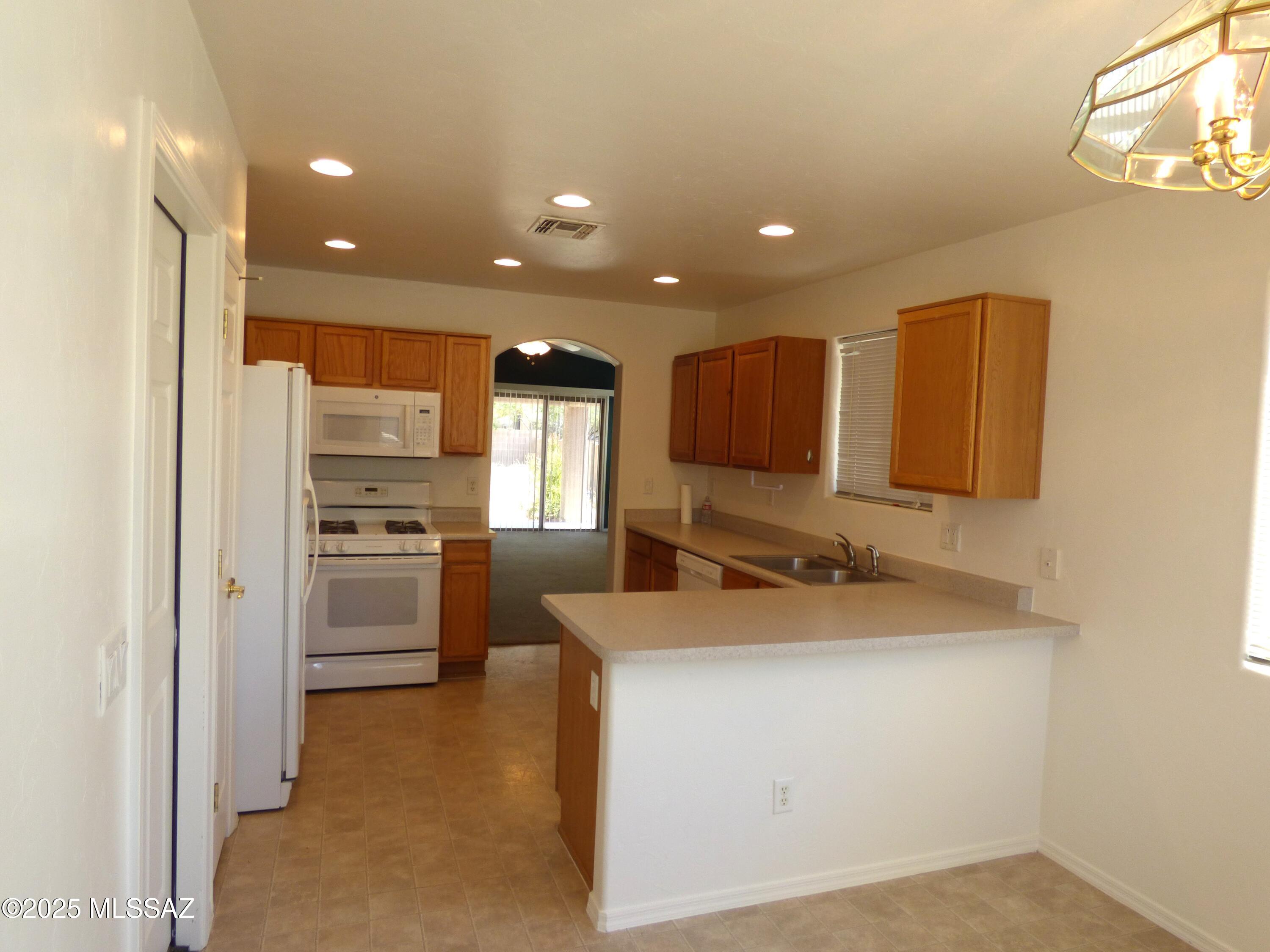 Sarnoff Ridge - Residential Lease