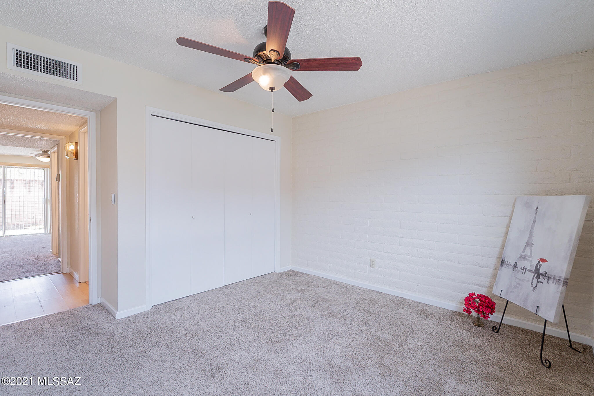 McCormick PlaceTwnhms Blk III (1-71) - Residential