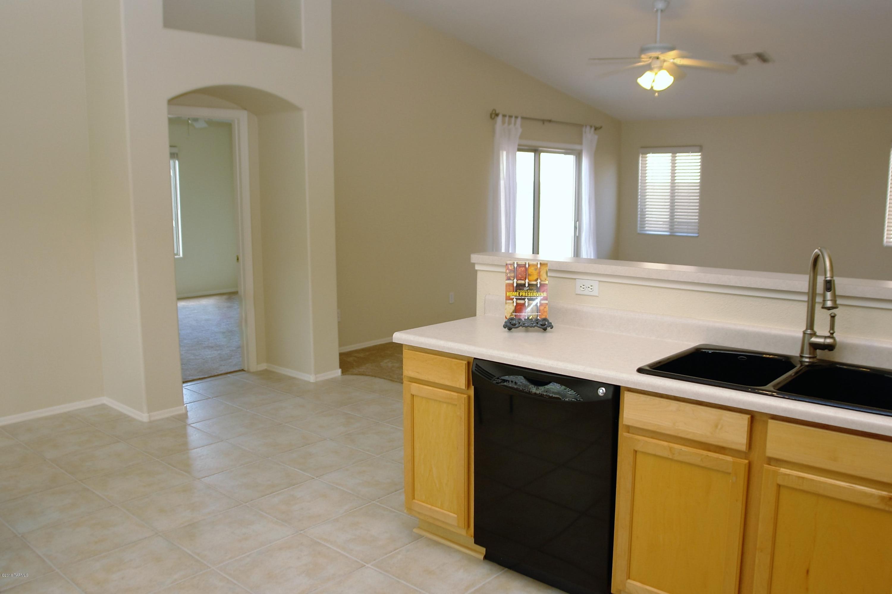 Desert Crossings at Rita Ranch (1-255) - Residential