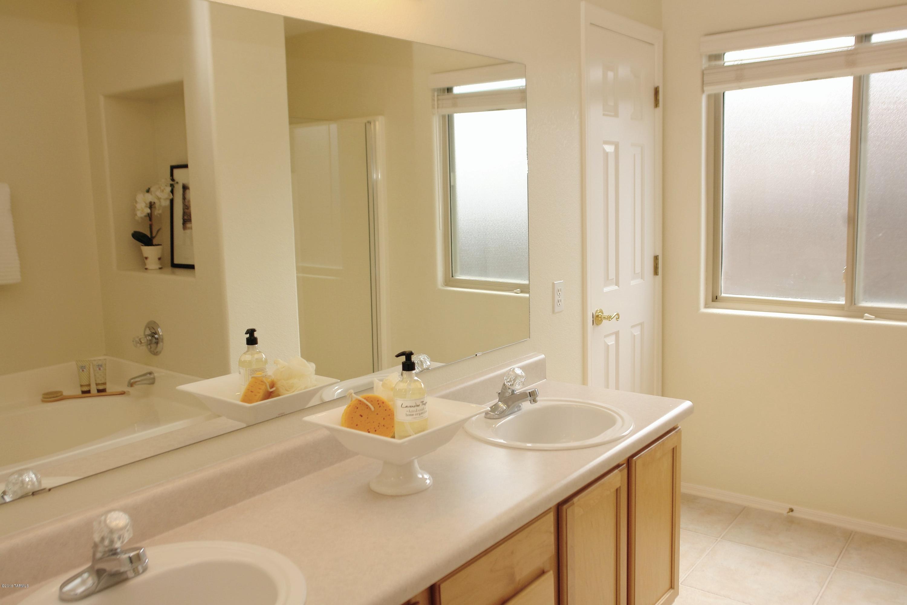 Desert Crossings at Rita Ranch (1-255) - Residential